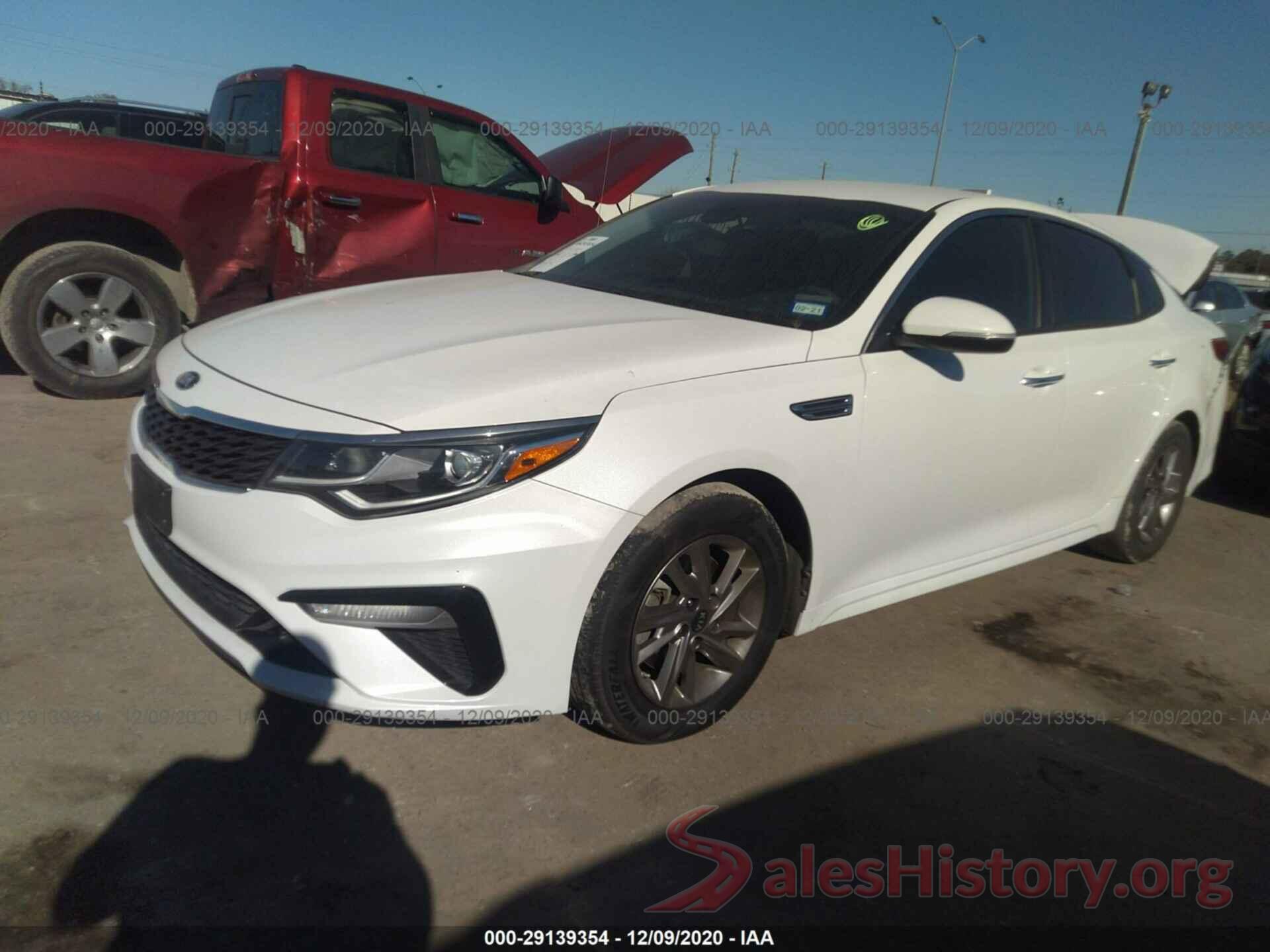 5XXGT4L32KG325639 2019 KIA OPTIMA