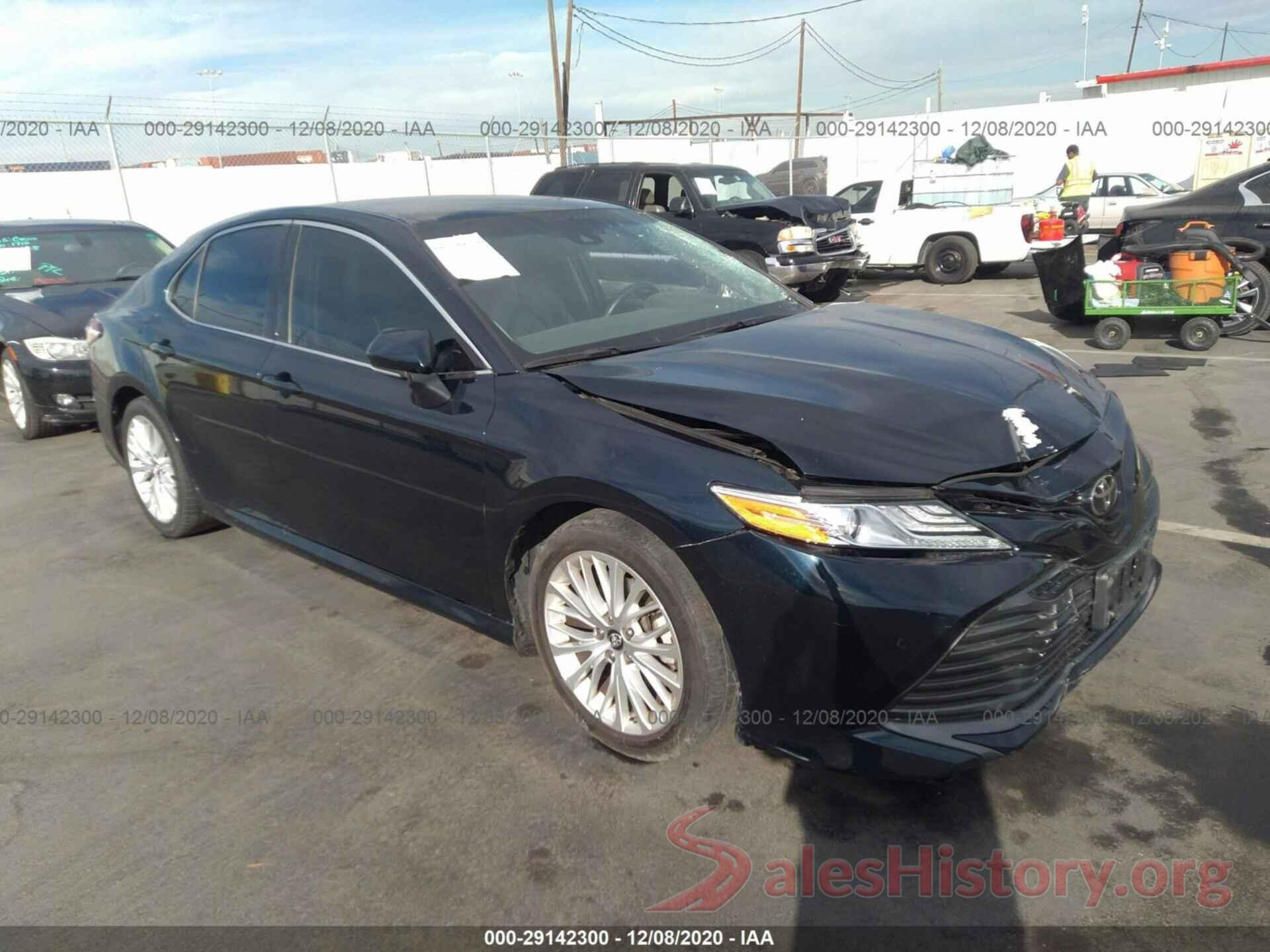 4T1B11HK3JU523794 2018 TOYOTA CAMRY