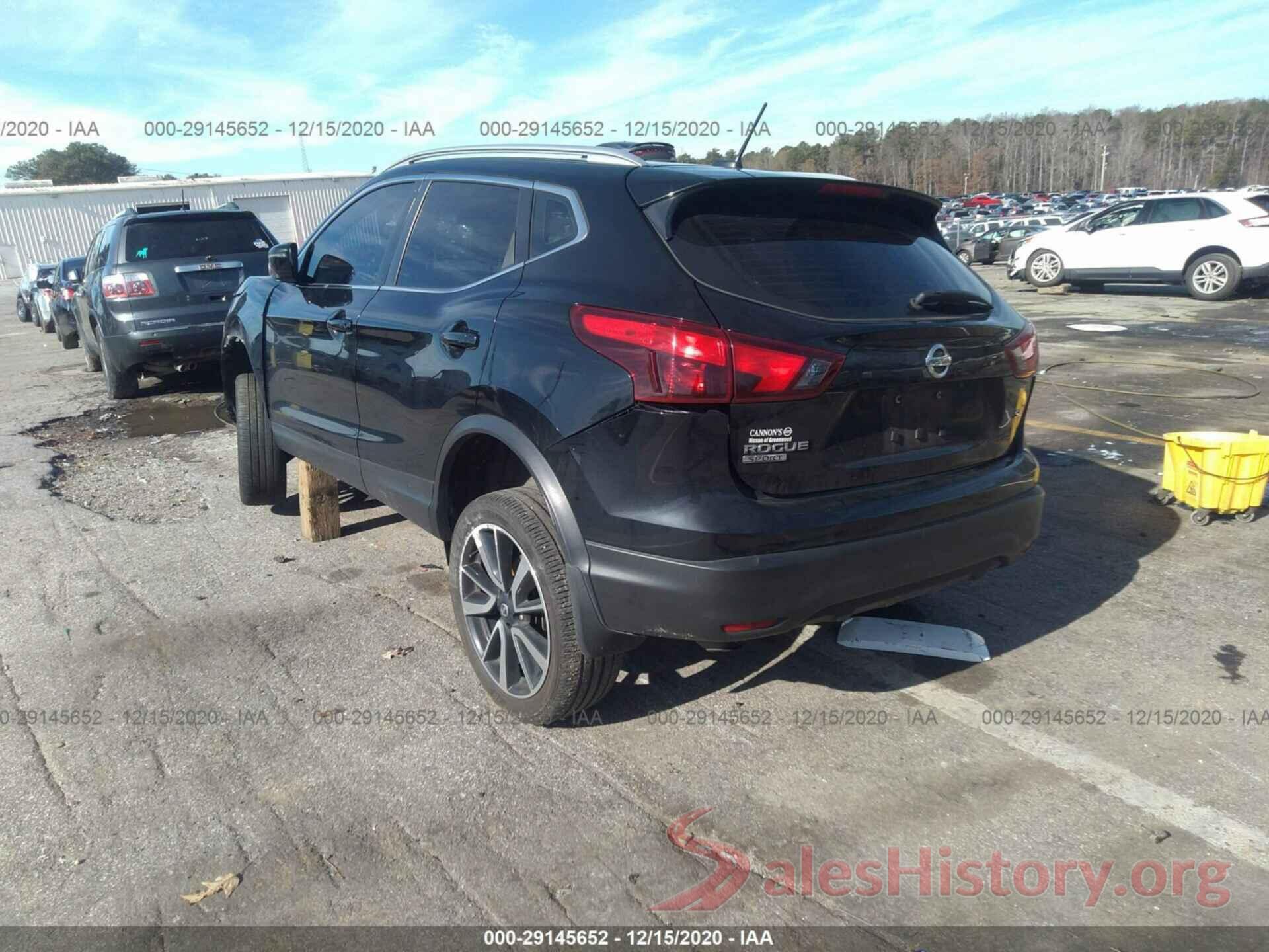 JN1BJ1CP2HW011579 2017 NISSAN ROGUE SPORT