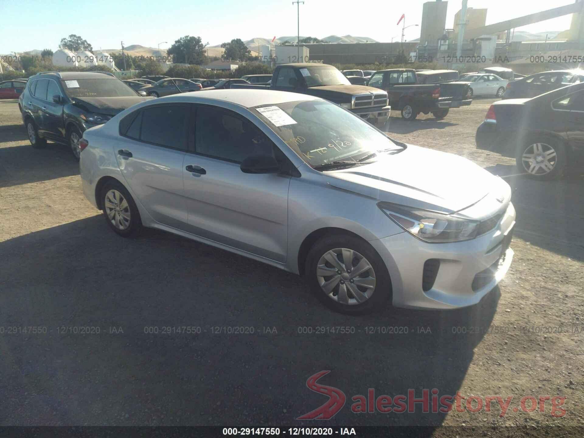 3KPA24AB9JE048756 2018 KIA RIO