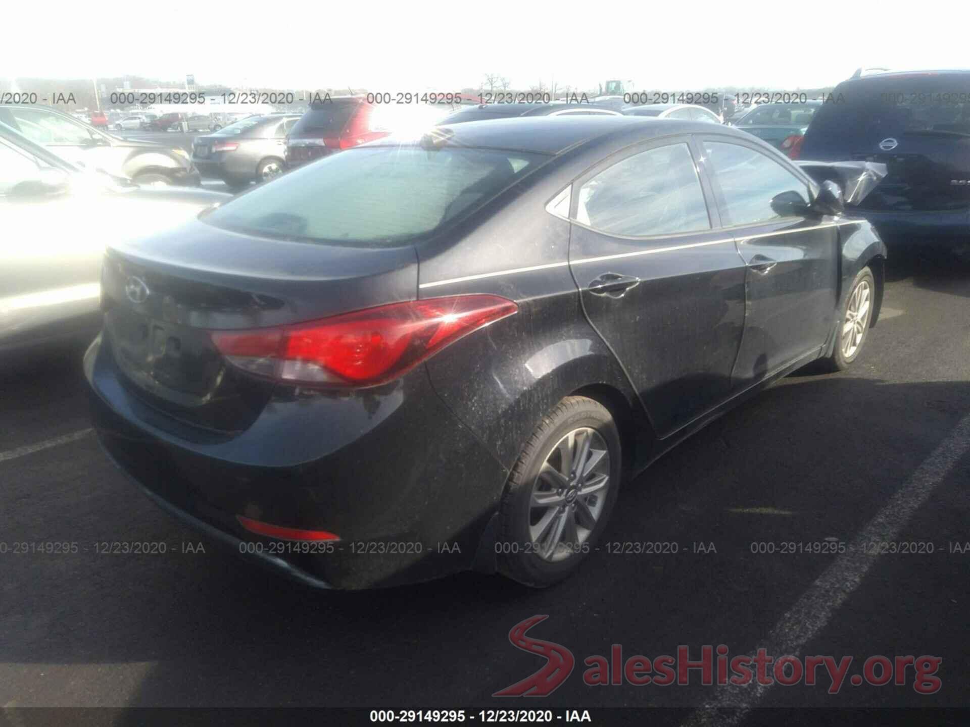 5NPDH4AE1GH759443 2016 HYUNDAI ELANTRA