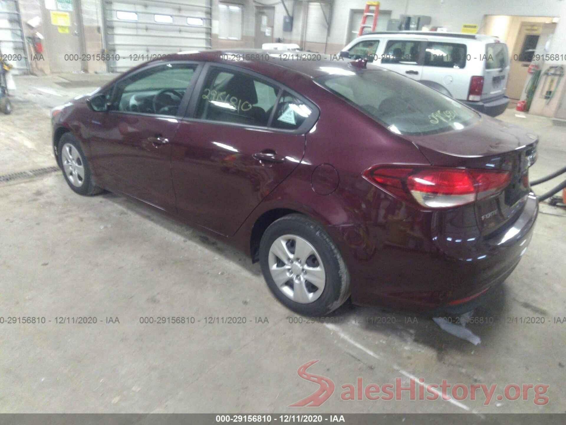 3KPFK4A77HE060481 2017 KIA FORTE