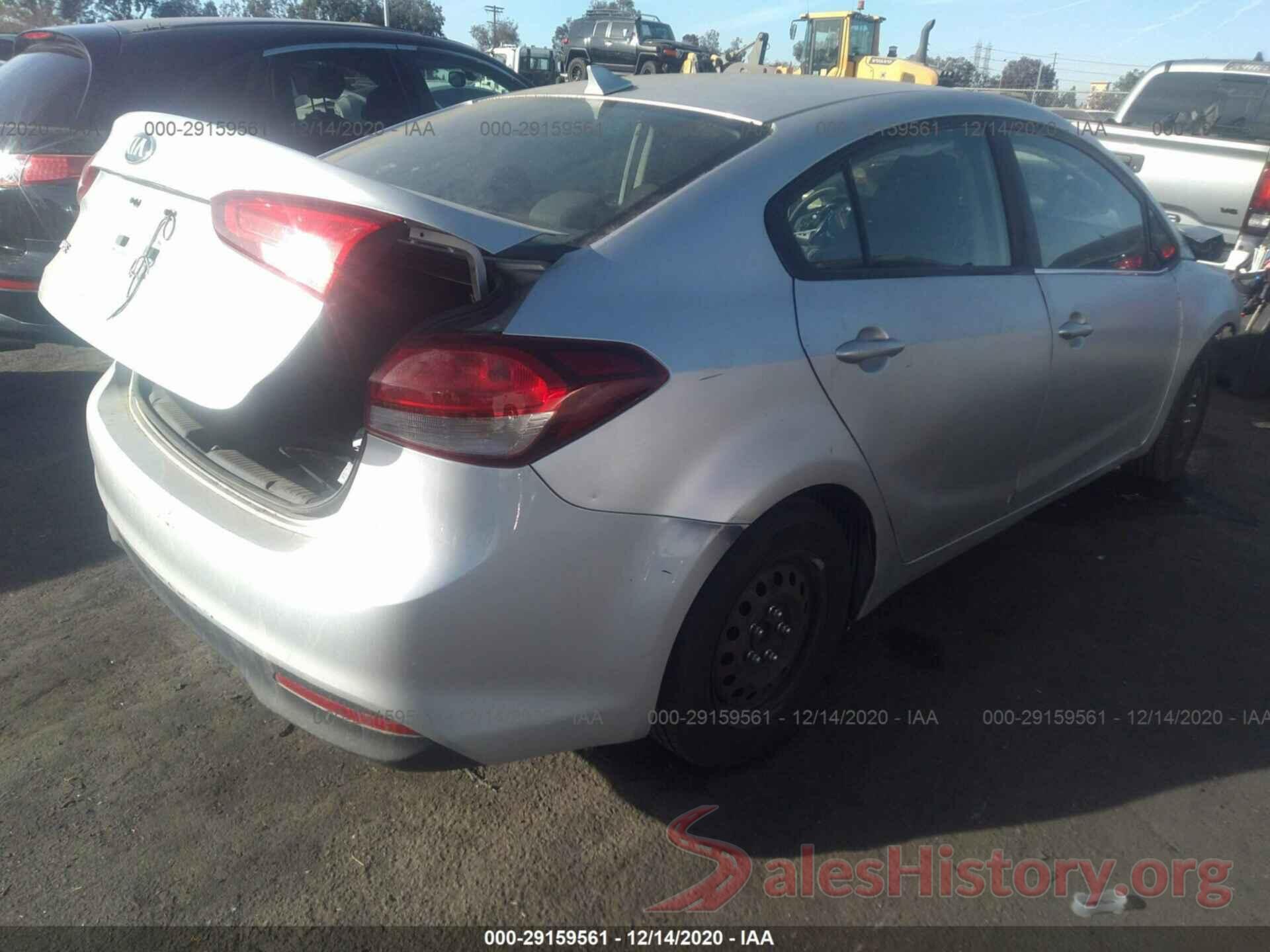 3KPFK4A73HE016977 2017 KIA FORTE