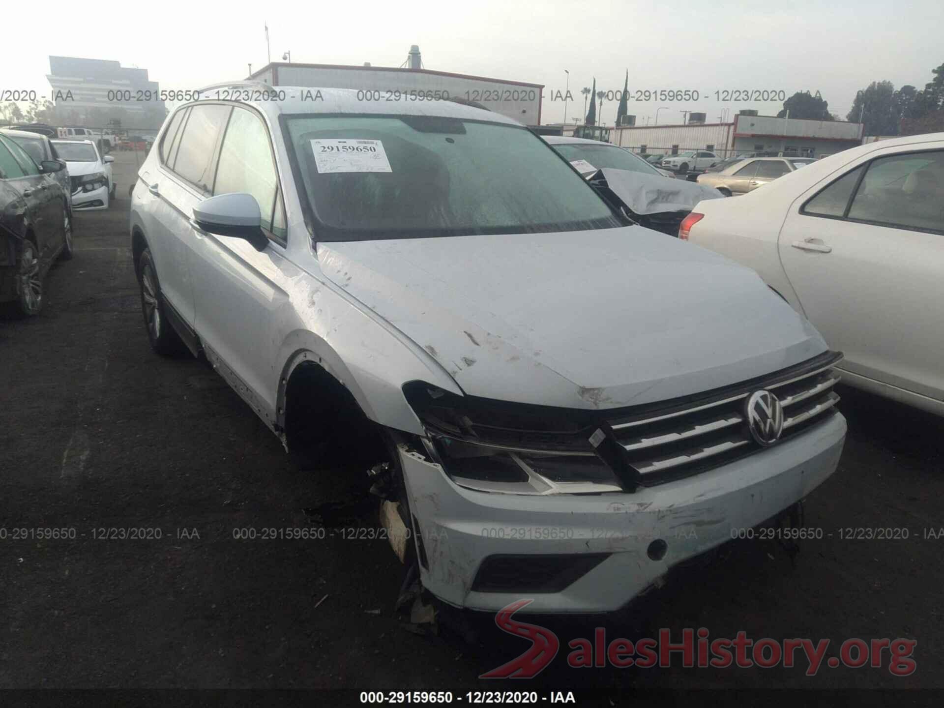 3VV1B7AX8JM147296 2018 VOLKSWAGEN TIGUAN