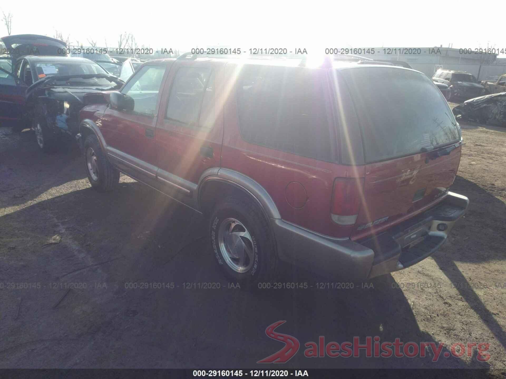 1GNDT13W8Y2255694 2000 CHEVROLET BLAZER