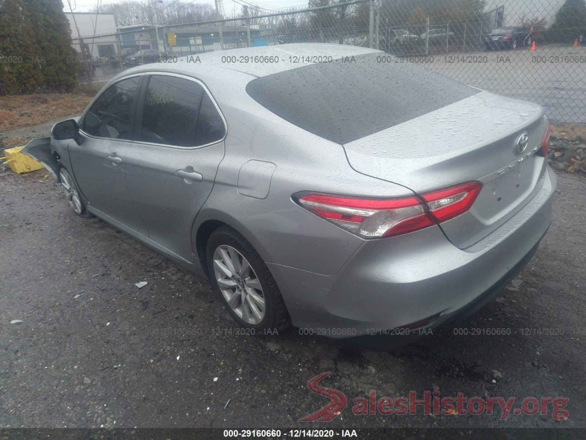 4T1B11HKXJU098252 2018 TOYOTA CAMRY