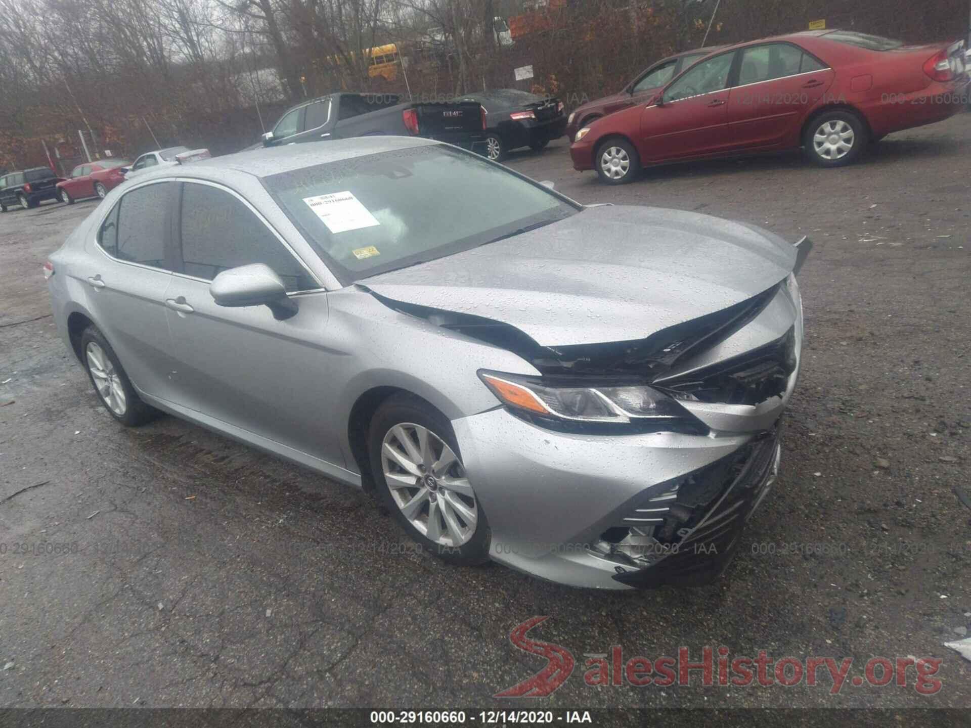 4T1B11HKXJU098252 2018 TOYOTA CAMRY