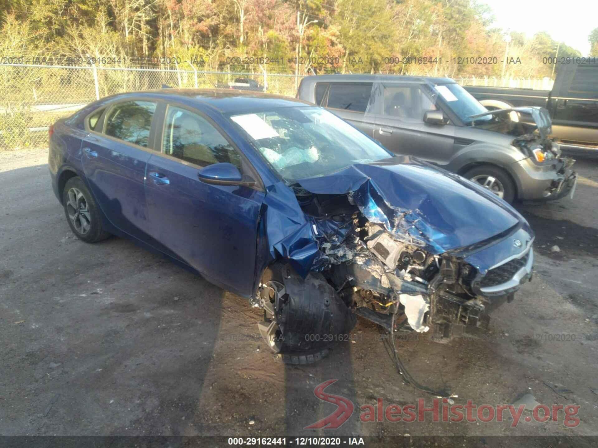 3KPF24AD0KE102437 2019 KIA FORTE