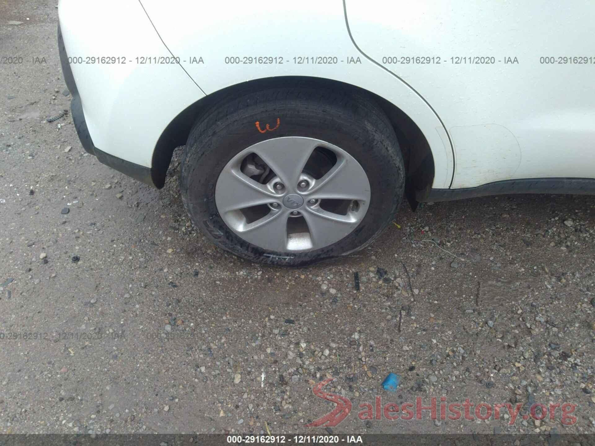 KNDJN2A23G7352346 2016 KIA SOUL