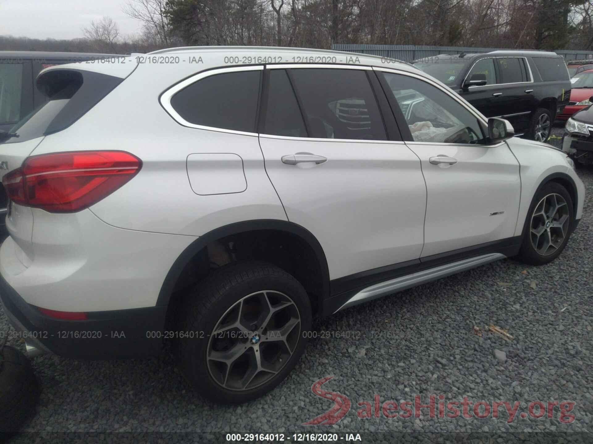 WBXHT3C37J5K27906 2018 BMW X1