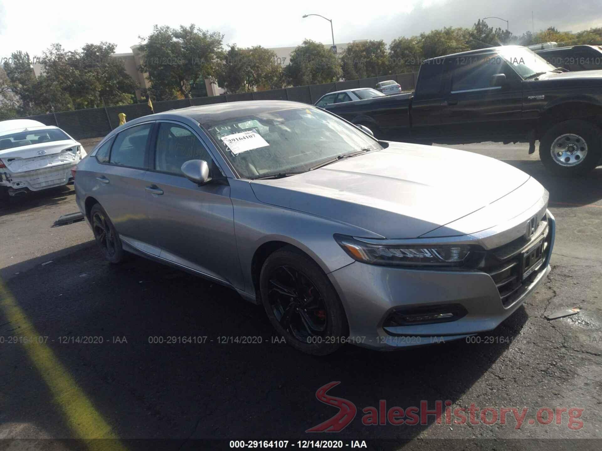 1HGCV1F46JA134684 2018 HONDA ACCORD SEDAN