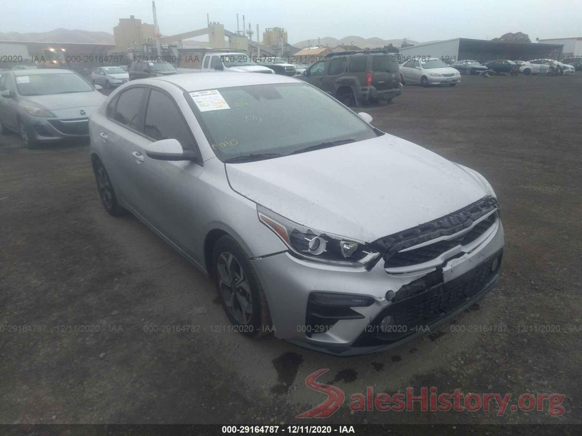 3KPF24AD8KE071650 2019 KIA FORTE