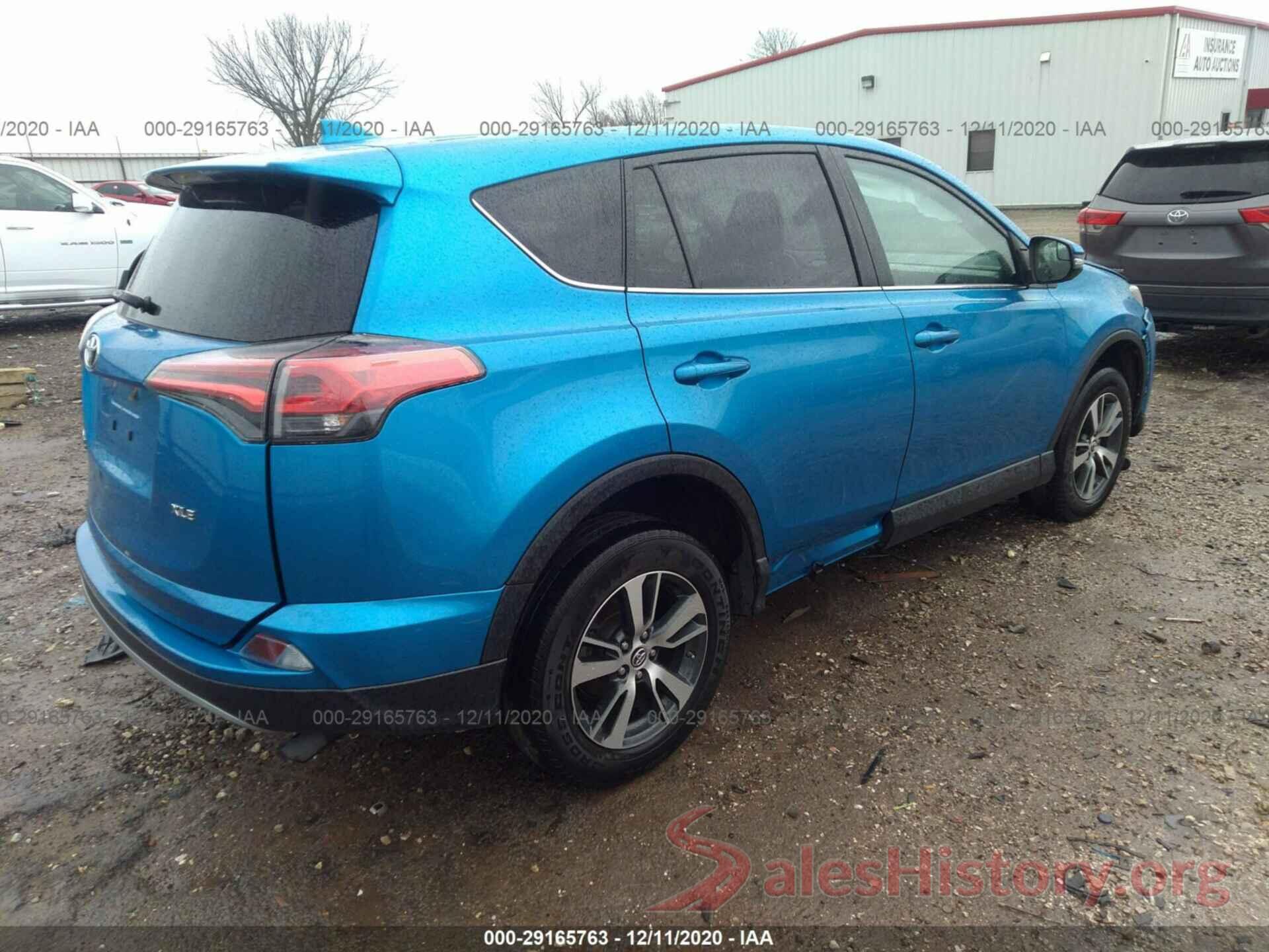 2T3WFREV5JW468921 2018 TOYOTA RAV4