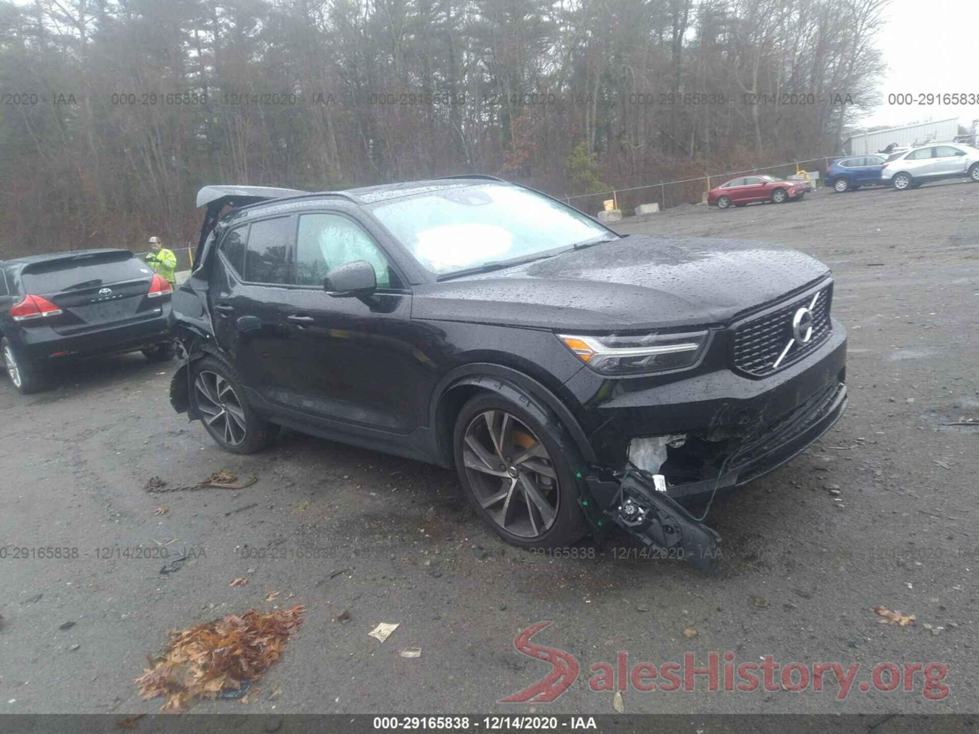 YV4162UM2K2129423 2019 VOLVO XC40