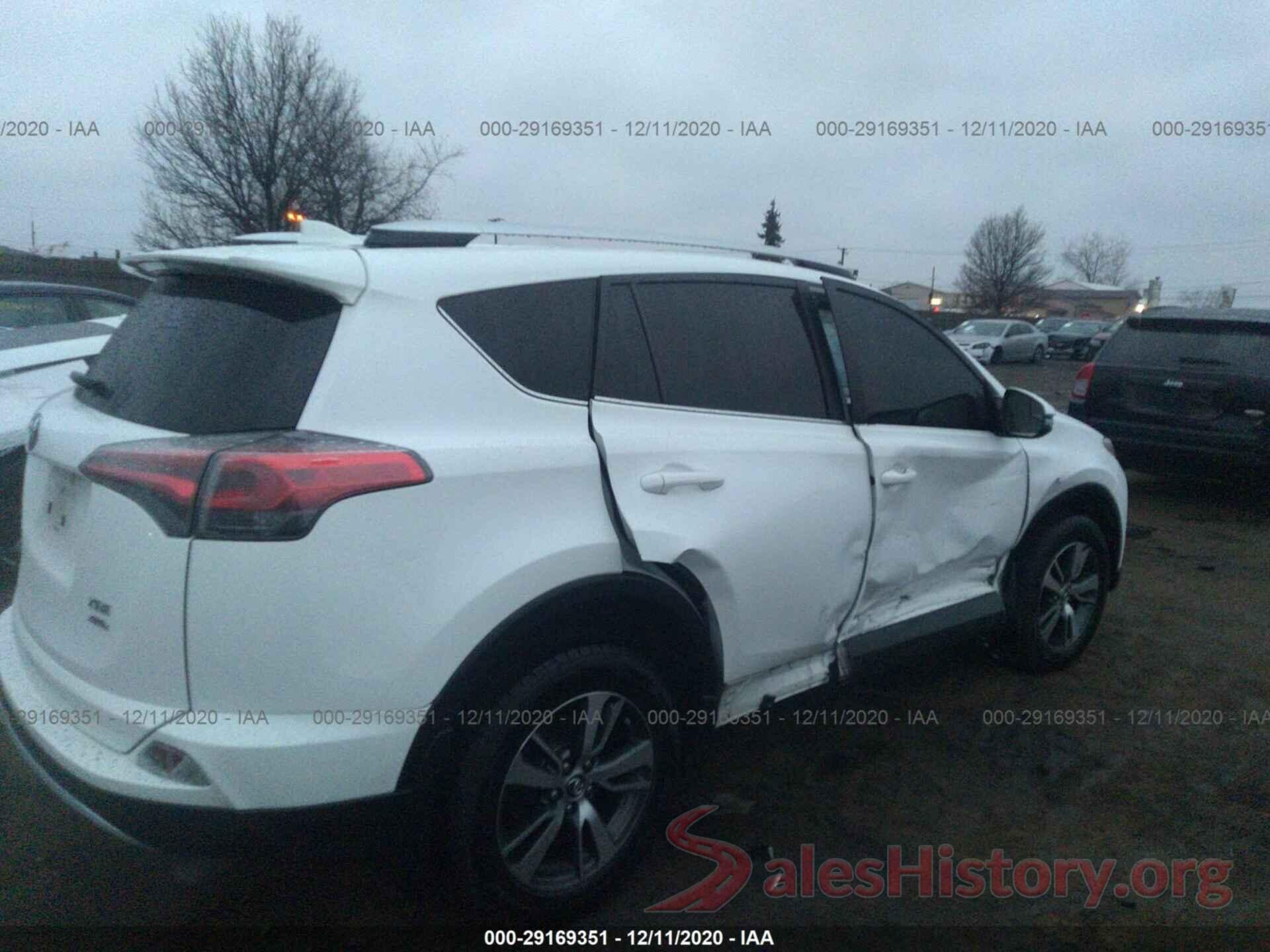 JTMRFREVXGJ102280 2016 TOYOTA RAV4