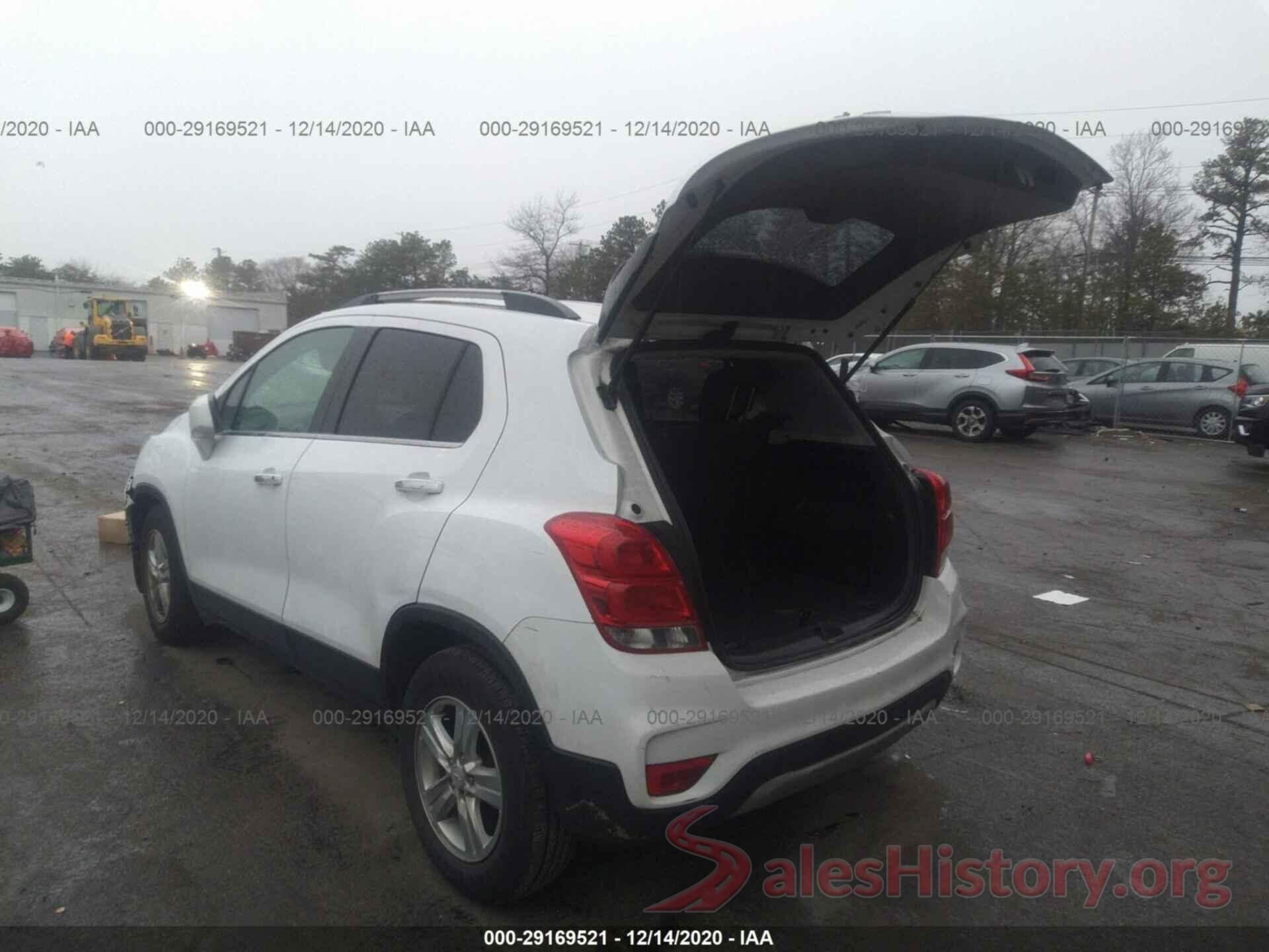 KL7CJLSBXJB723447 2018 CHEVROLET TRAX