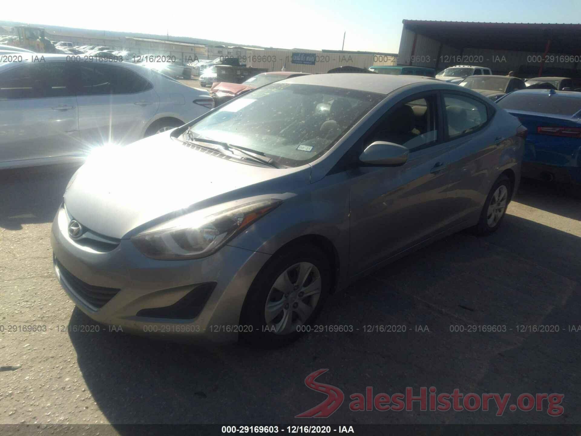 5NPDH4AE1GH735417 2016 HYUNDAI ELANTRA