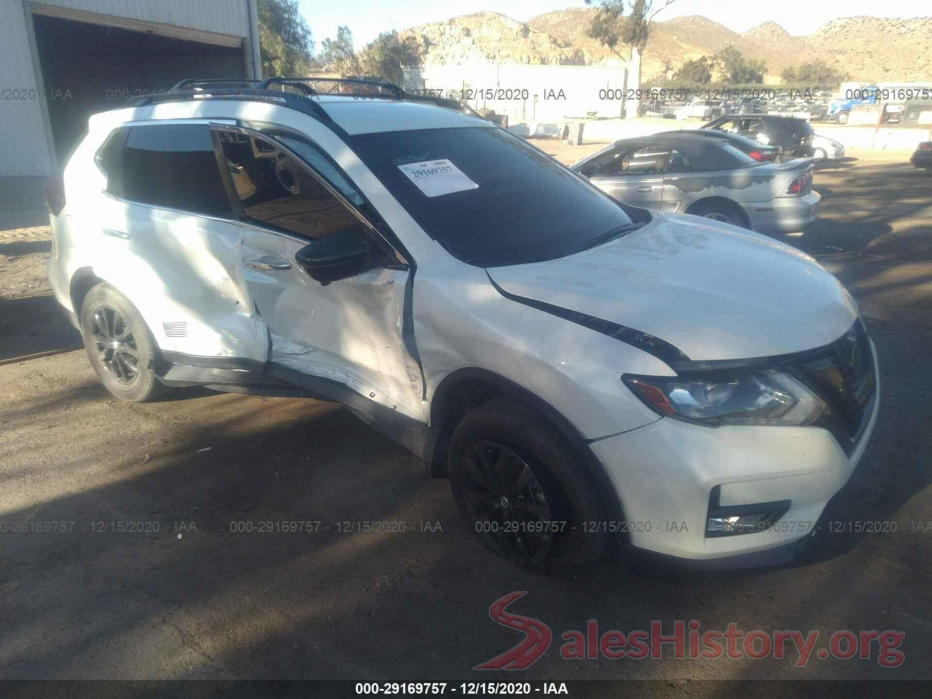 5N1AT2MT9JC749046 2018 NISSAN ROGUE