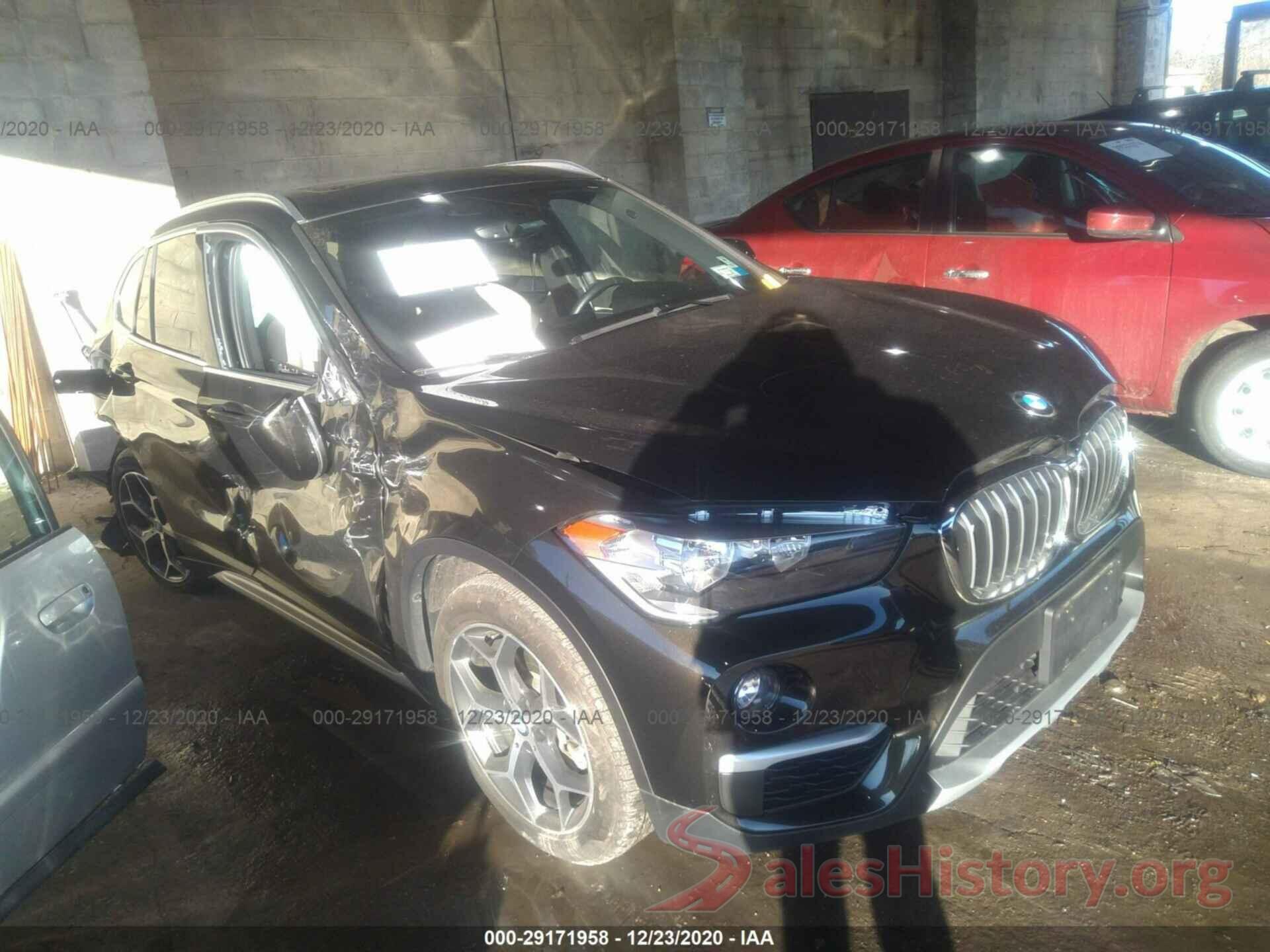 WBXHT3C3XJ5L34724 2018 BMW X1