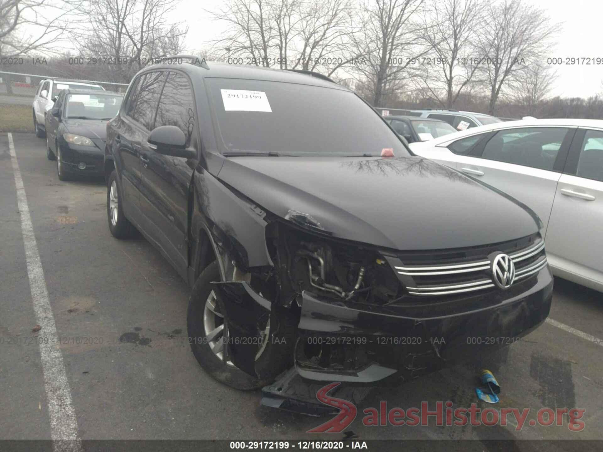 WVGAV7AX0GW526318 2016 VOLKSWAGEN TIGUAN