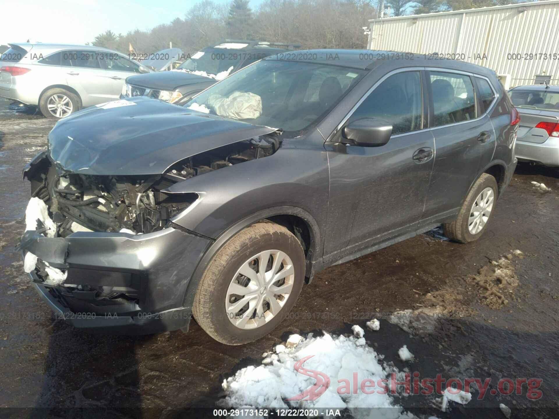 KNMAT2MV6HP586610 2017 NISSAN ROGUE