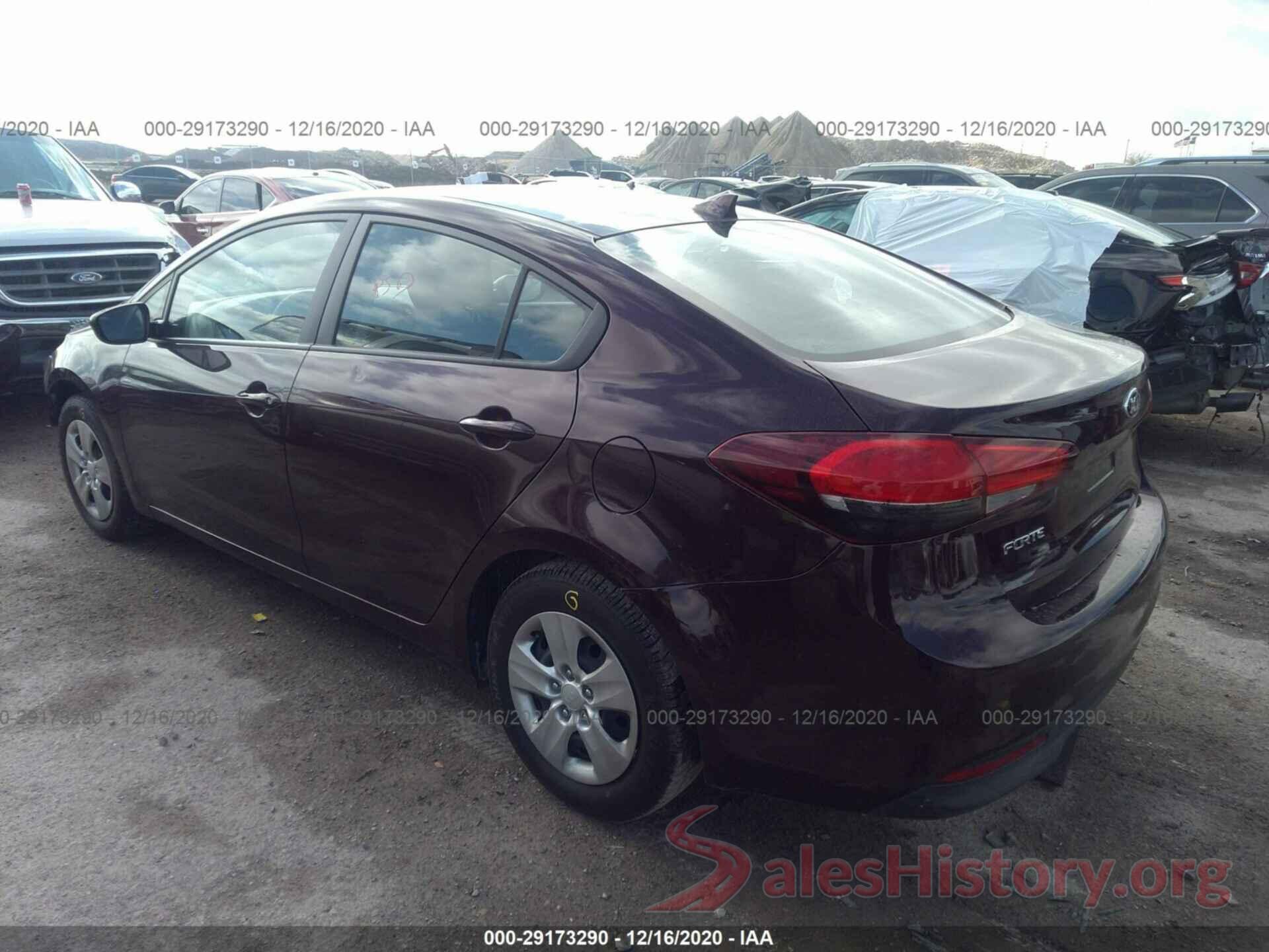 3KPFK4A72HE113829 2017 KIA FORTE