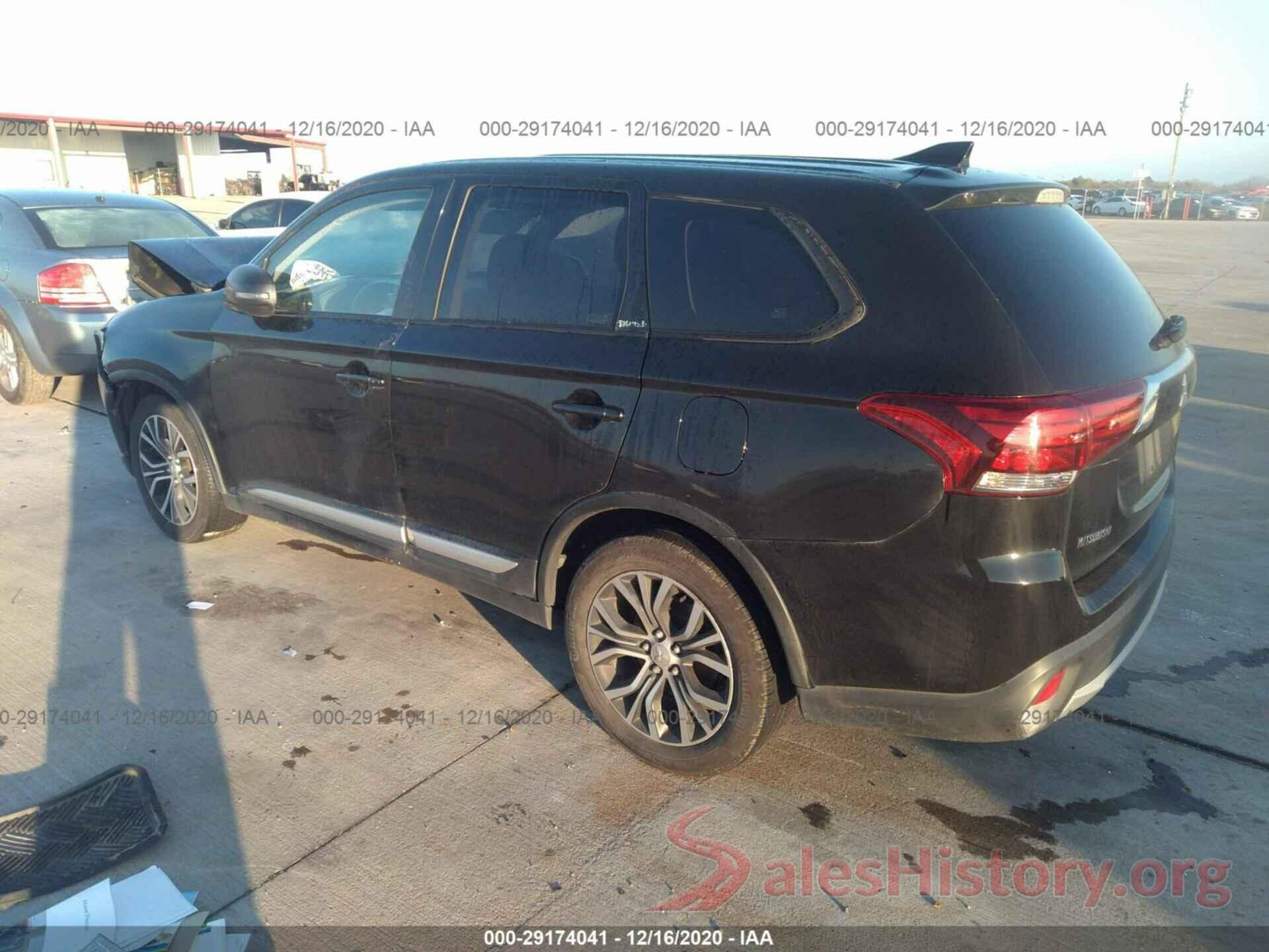 JA4AD3A36JZ023485 2018 MITSUBISHI OUTLANDER