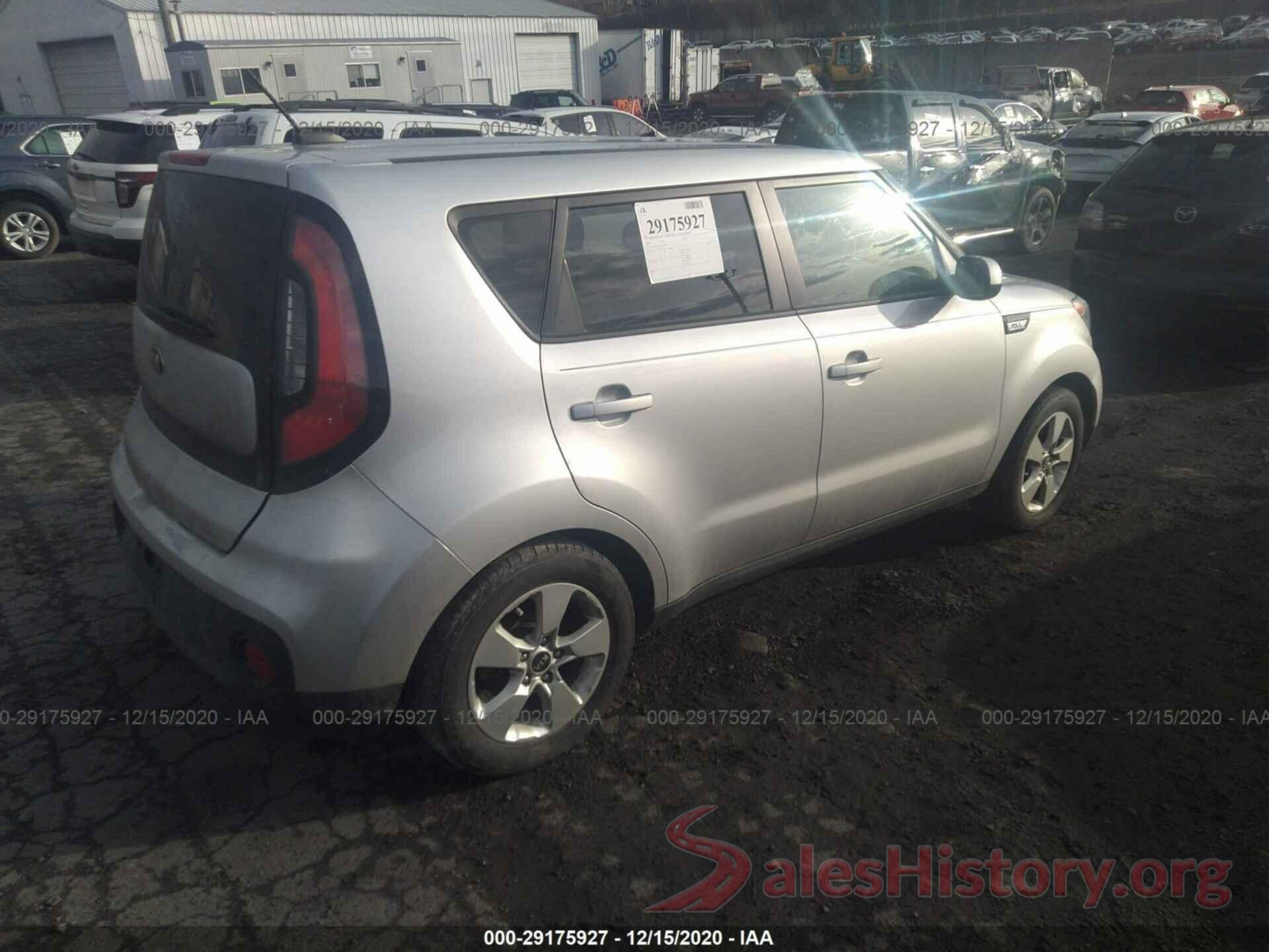 KNDJN2A22J7594858 2018 KIA SOUL