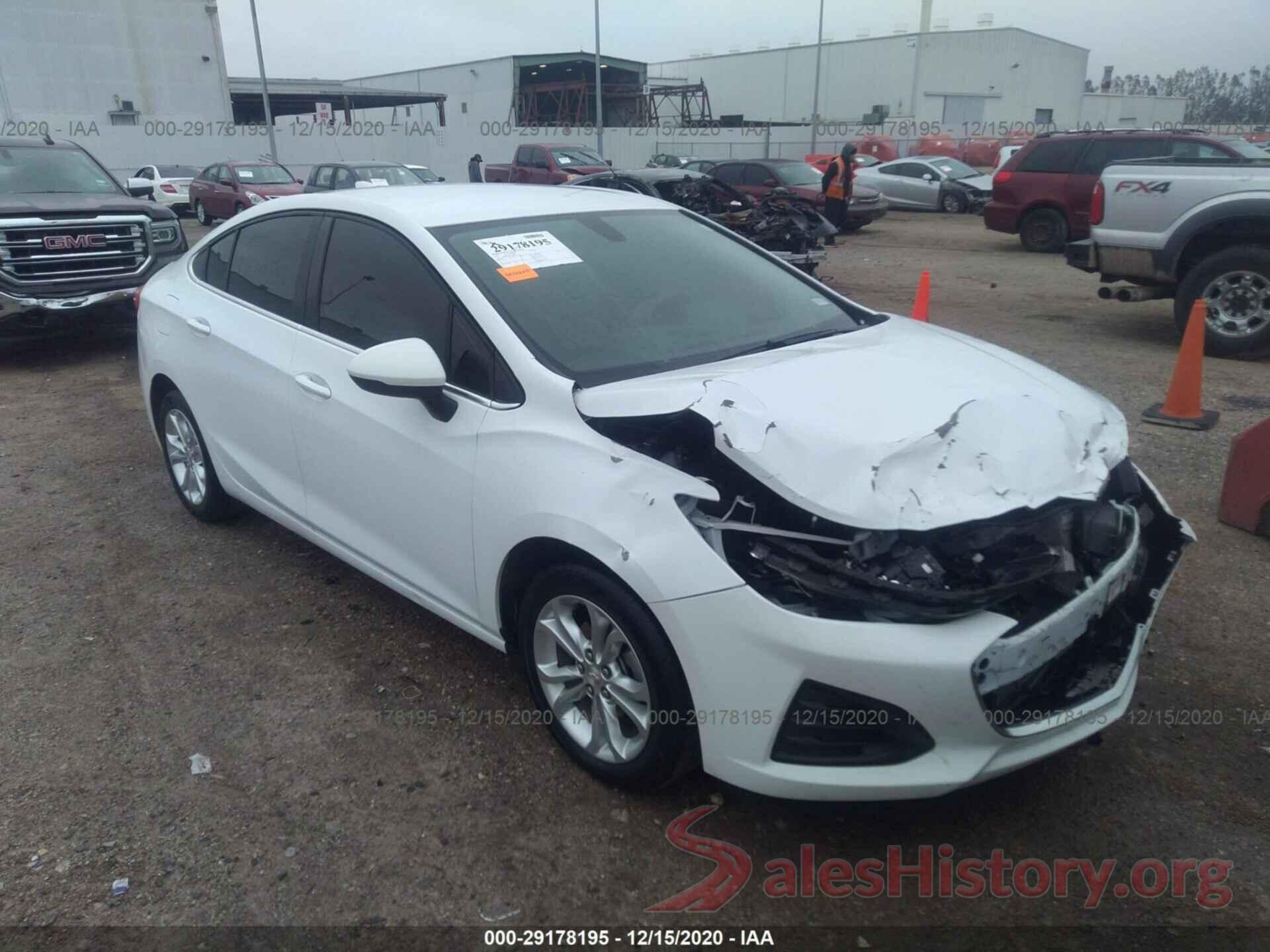 1G1BE5SM6K7139866 2019 CHEVROLET CRUZE