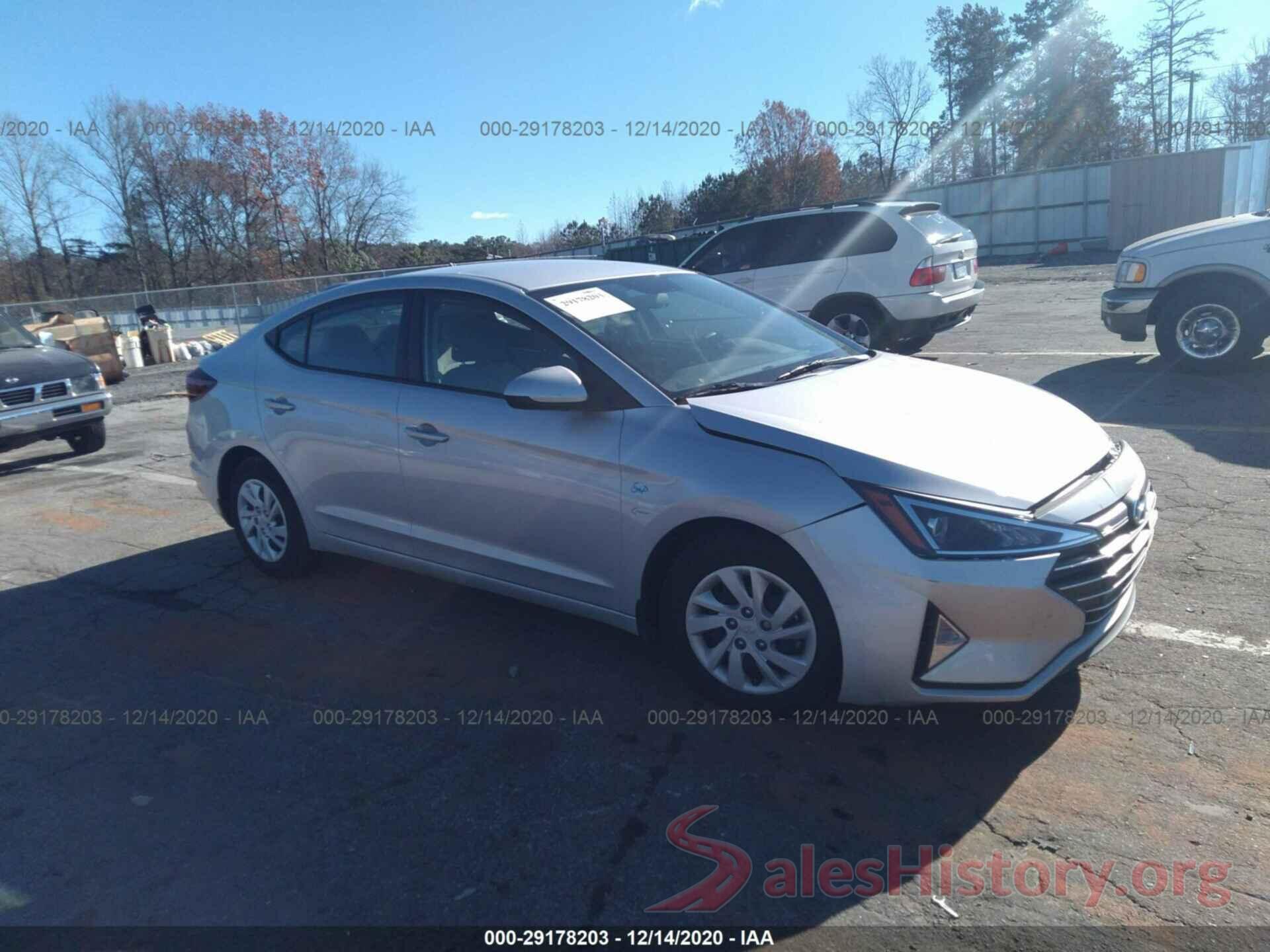 5NPD74LFXKH492028 2019 HYUNDAI ELANTRA