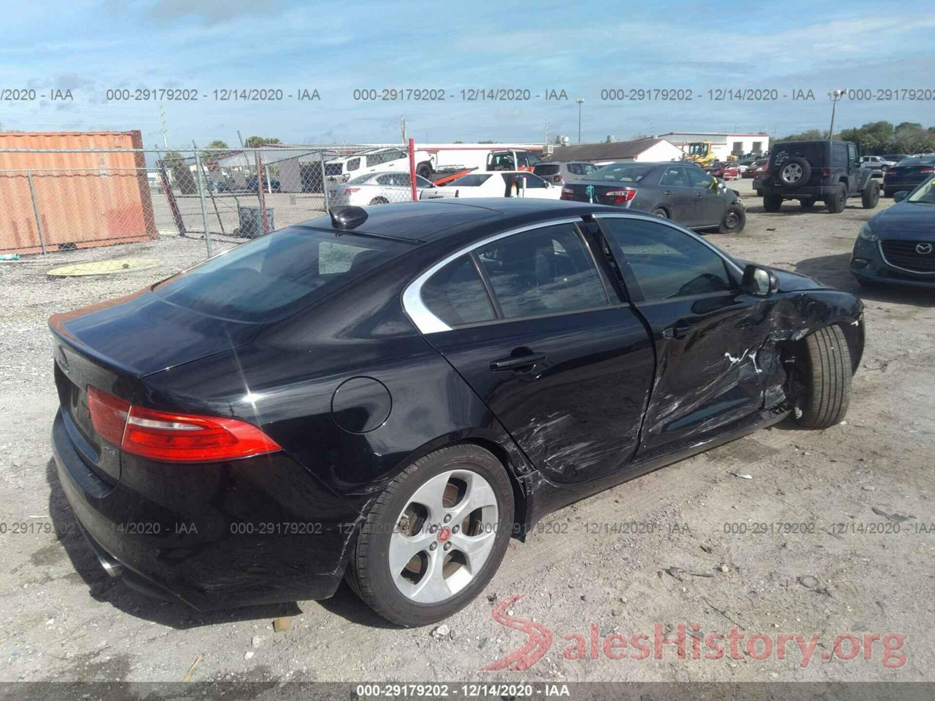 SAJAR4BG1HA976873 2017 JAGUAR XE