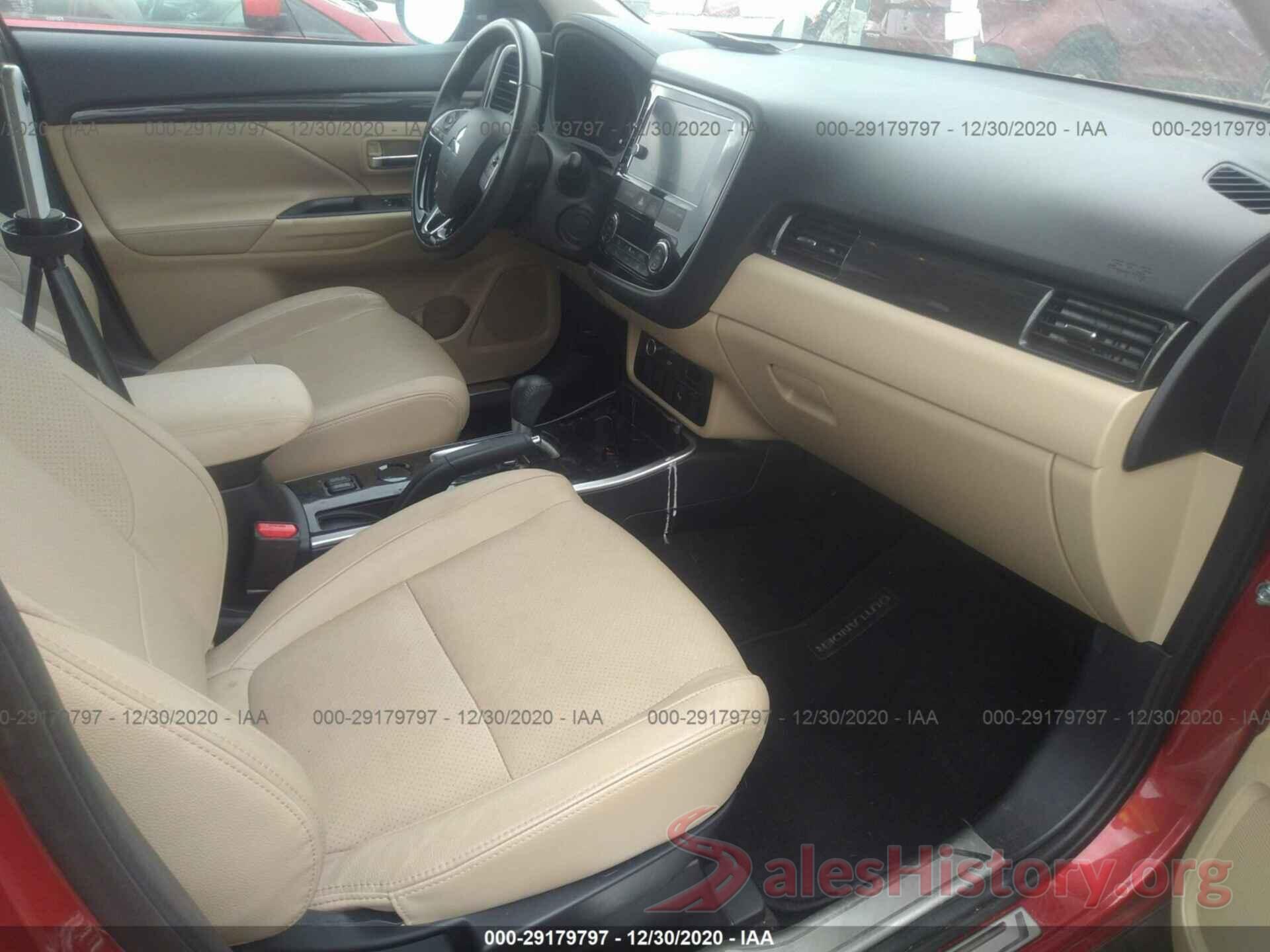 JA4AD3A3XJZ010061 2018 MITSUBISHI OUTLANDER