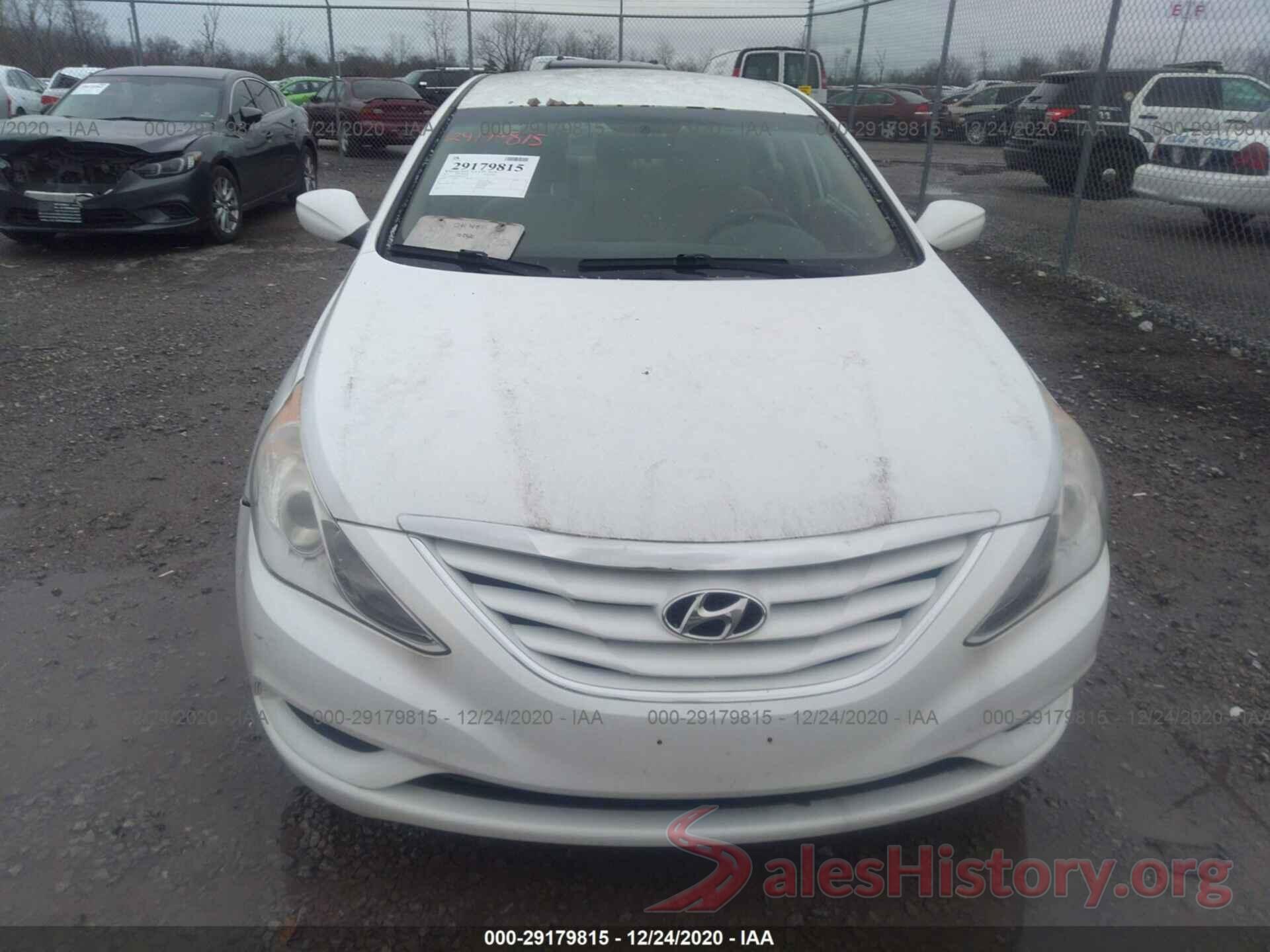 5NPEB4AC2BH032745 2011 HYUNDAI SONATA