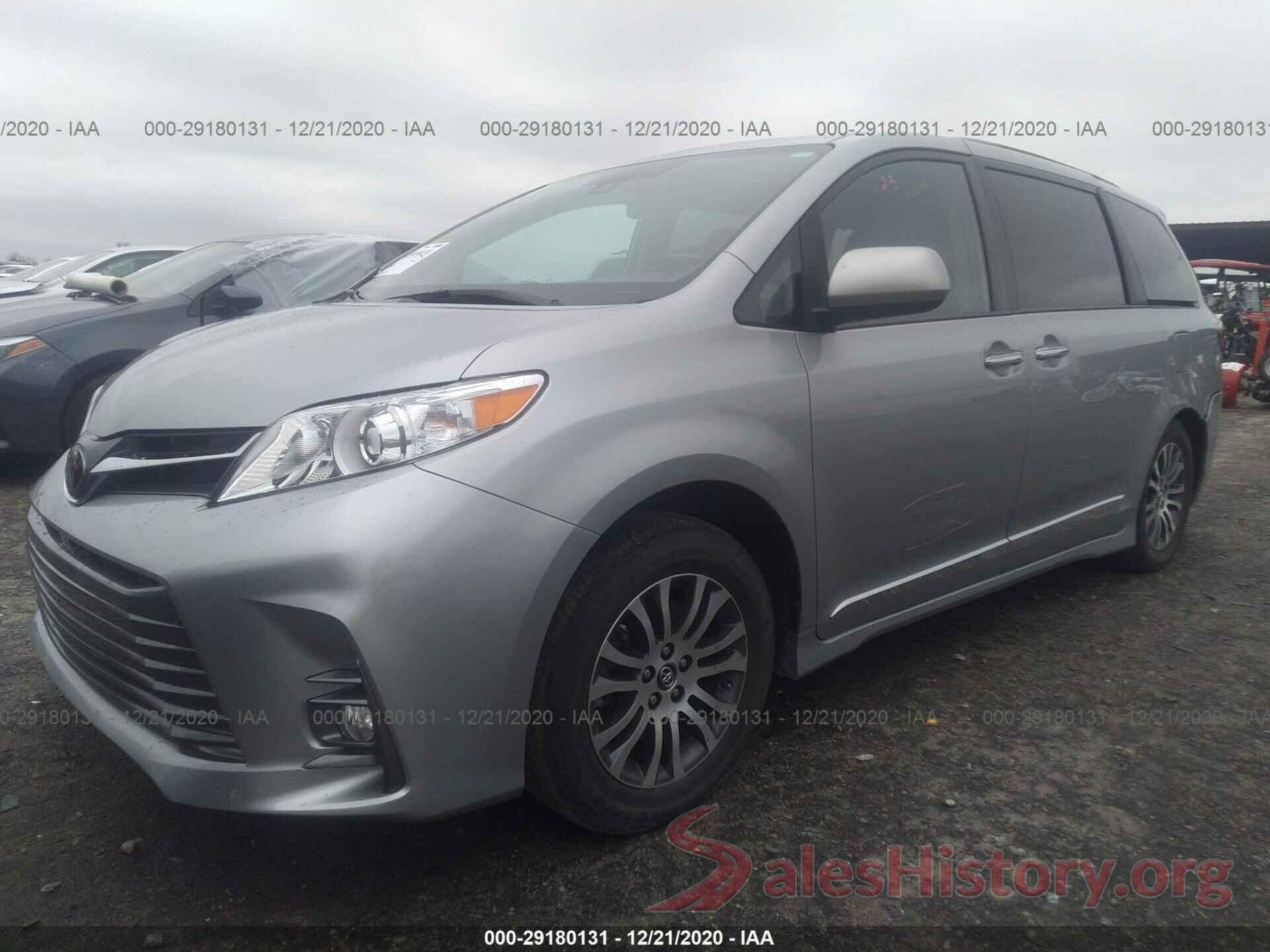 5TDYZ3DC8KS994296 2019 TOYOTA SIENNA