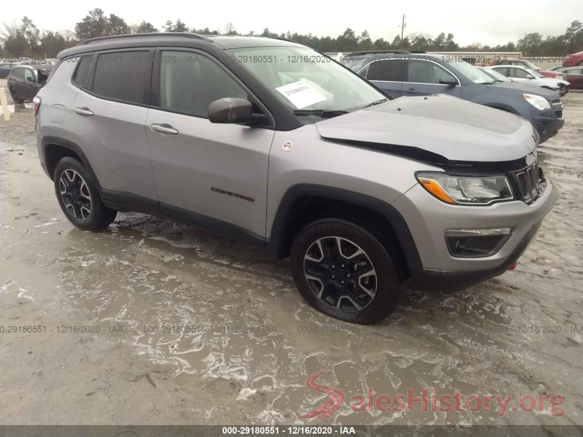 3C4NJDDB7KT618038 2019 JEEP COMPASS