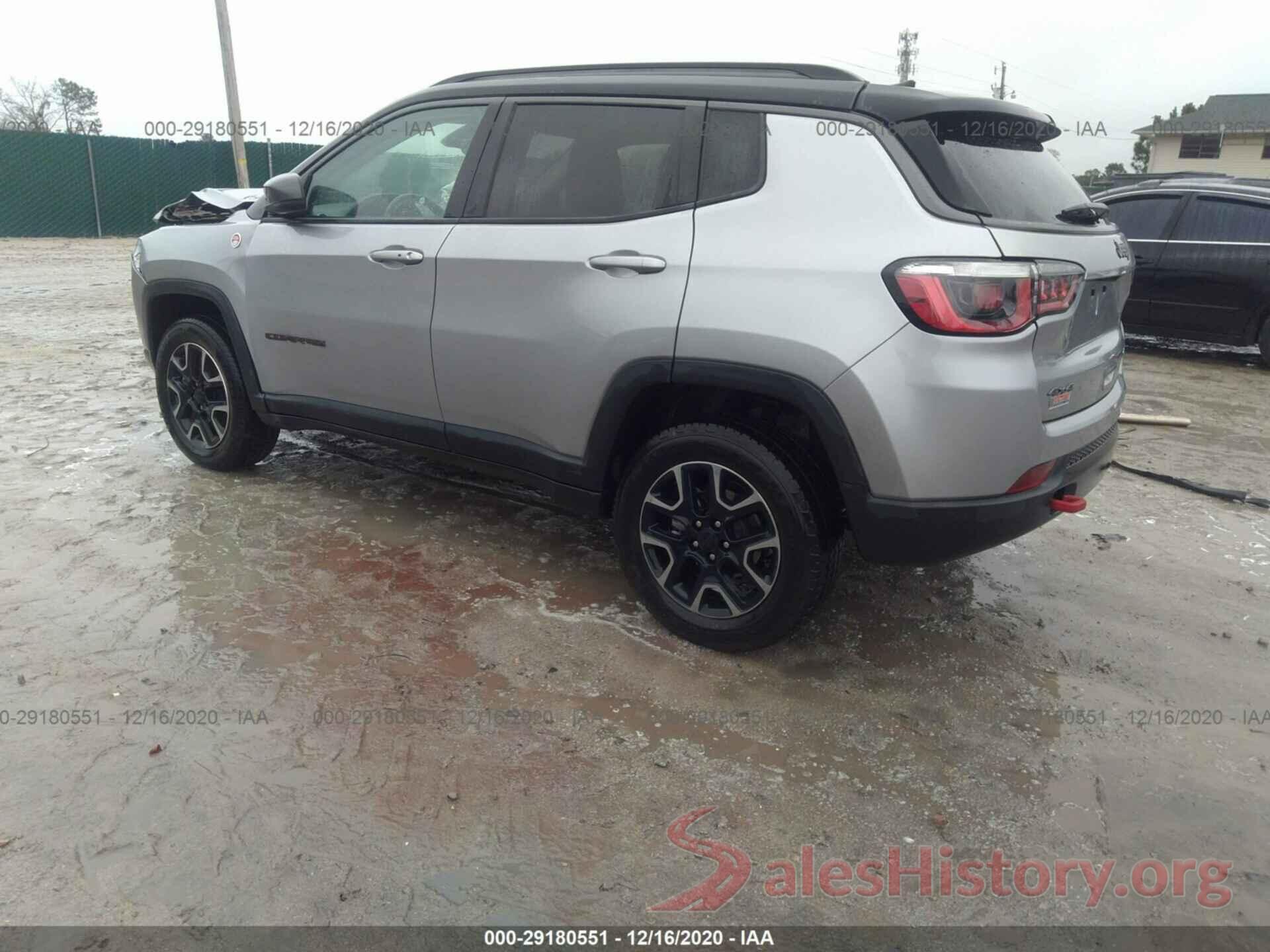 3C4NJDDB7KT618038 2019 JEEP COMPASS