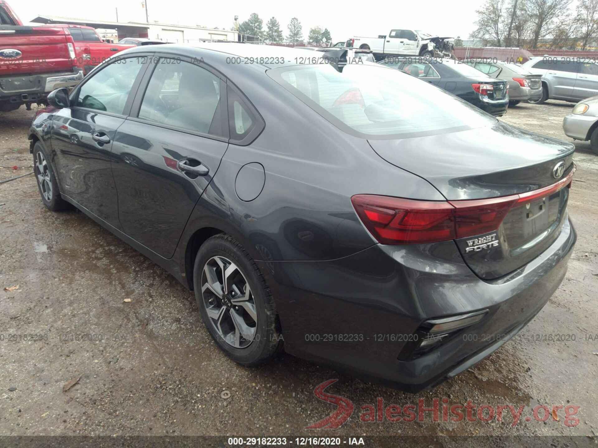 3KPF24AD8KE050832 2019 KIA FORTE