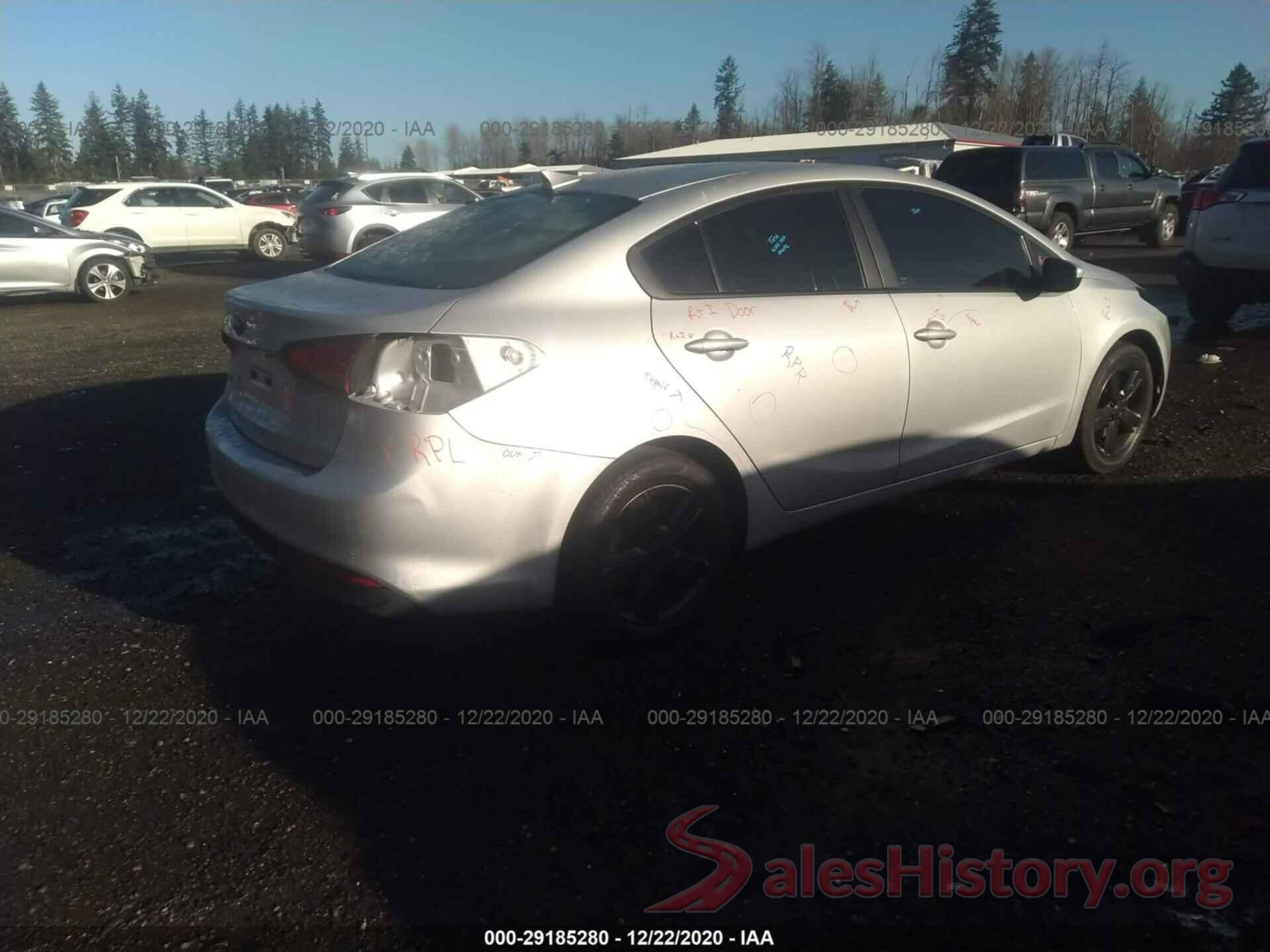 3KPFL4A74JE170908 2018 KIA FORTE