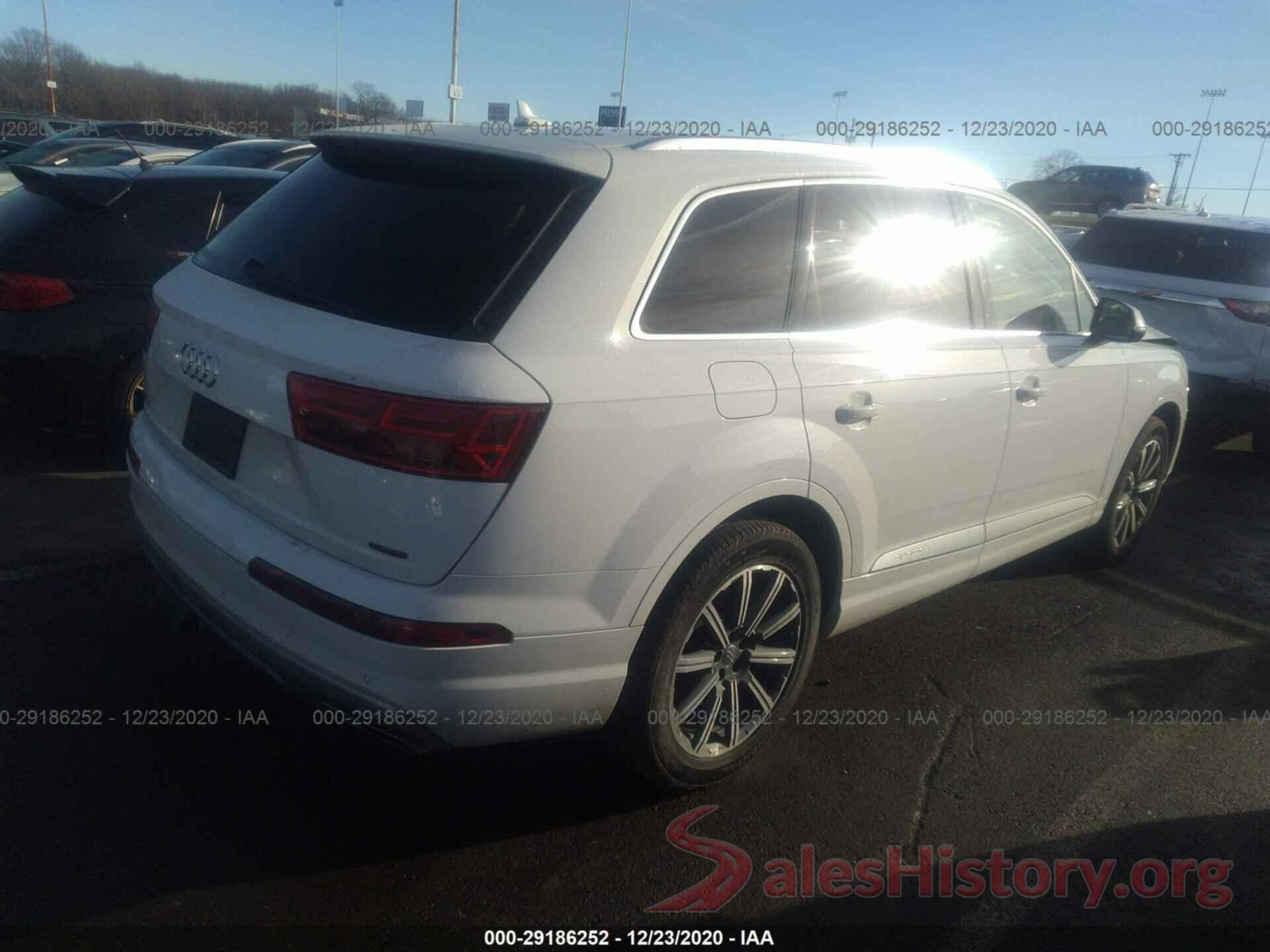 WA1LHAF74KD044864 2019 AUDI Q7