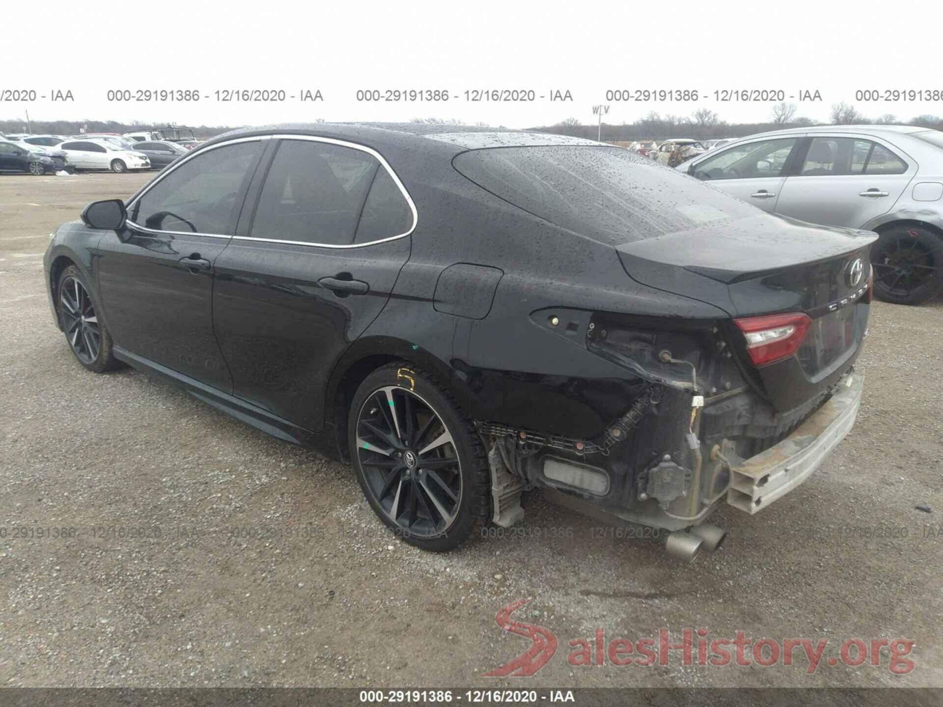 4T1B61HK3JU107813 2018 TOYOTA CAMRY