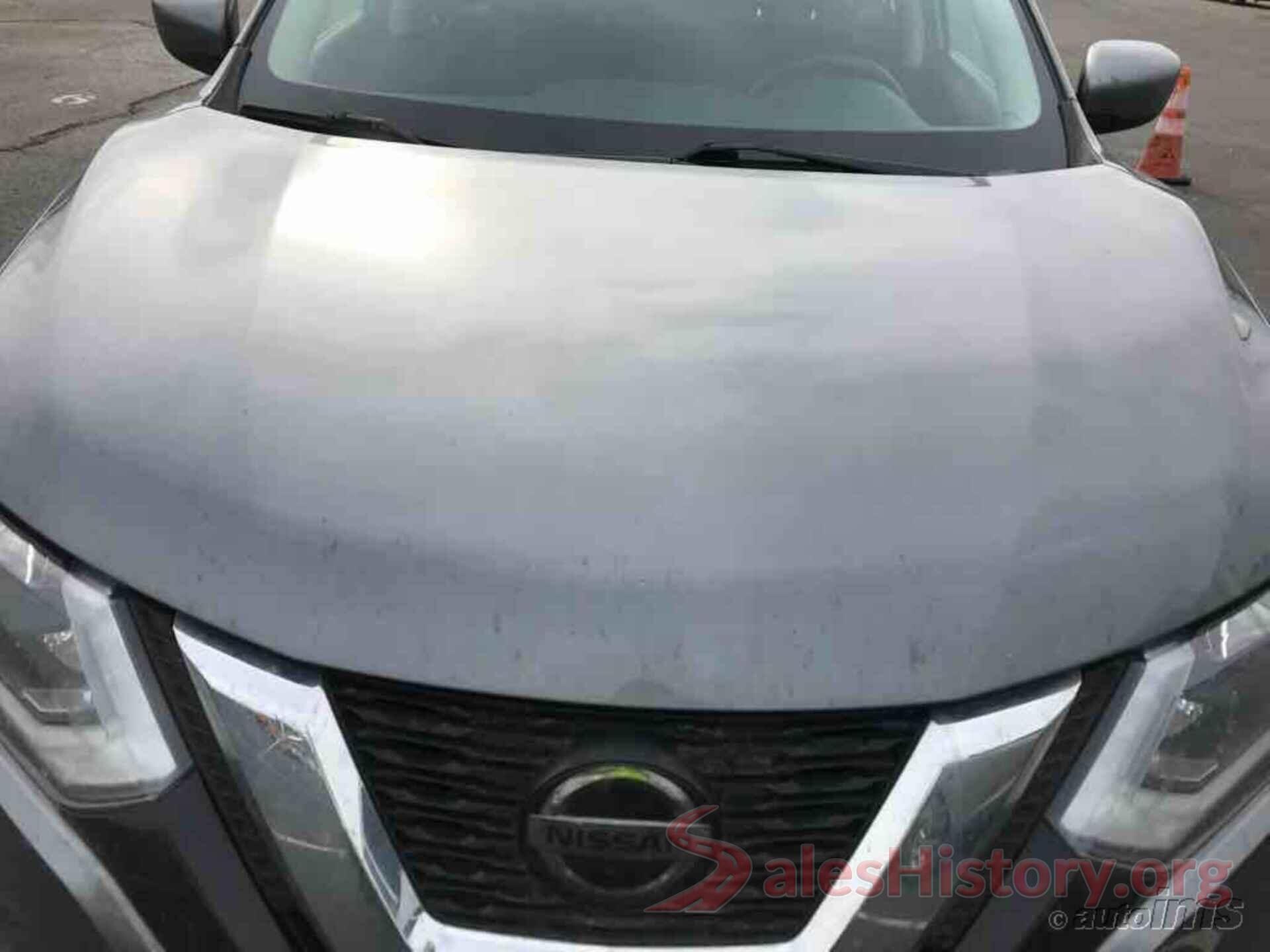 KNMAT2MTXJP554795 2018 NISSAN ROGUE