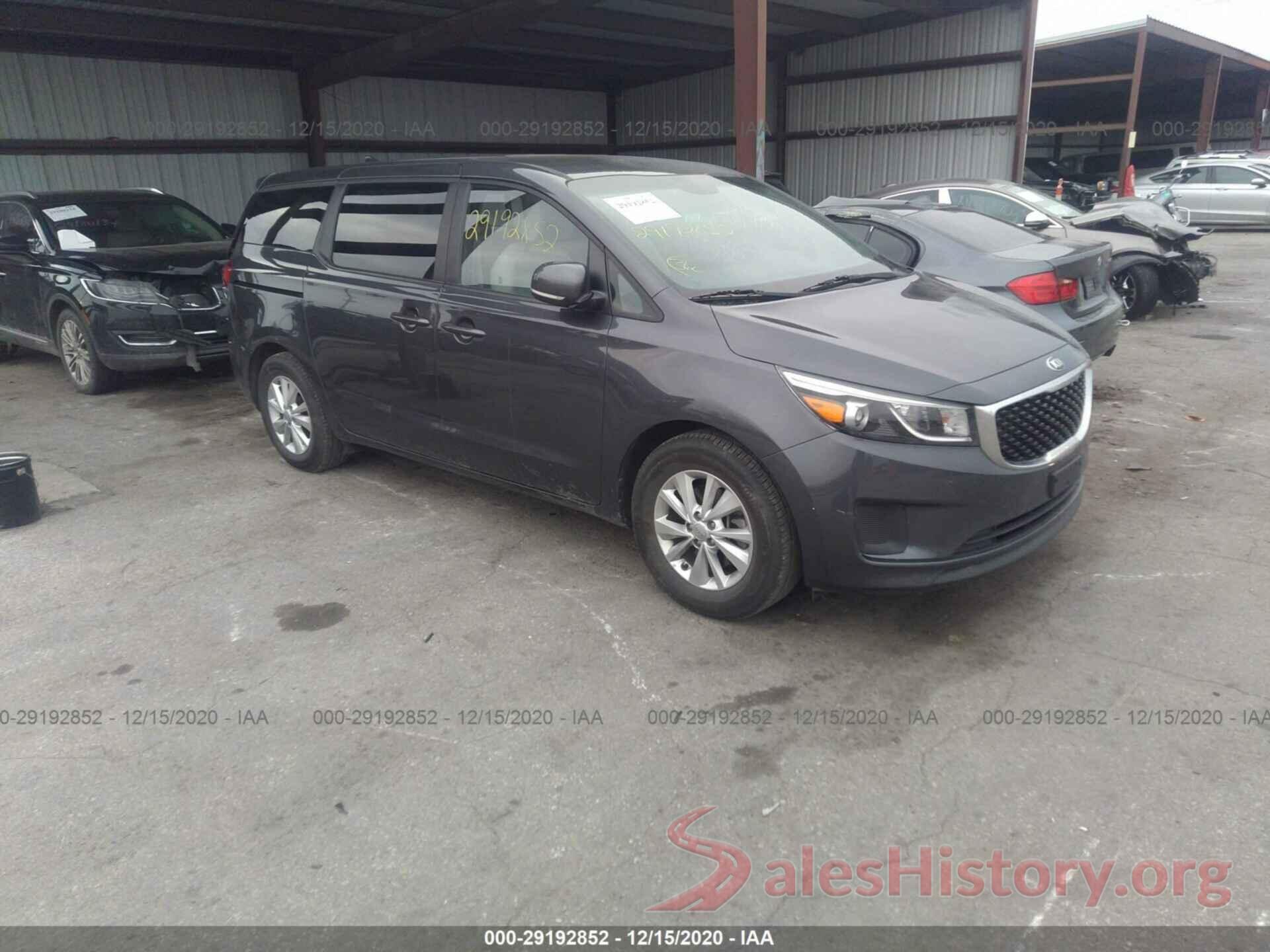 KNDMB5C15H6218912 2017 KIA SEDONA