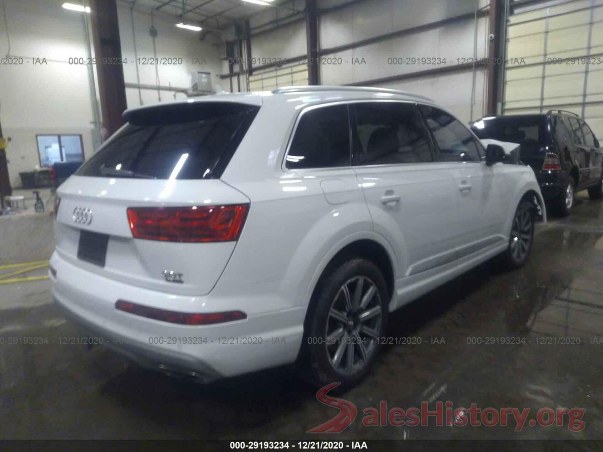 WA1LAAF79HD056828 2017 AUDI Q7