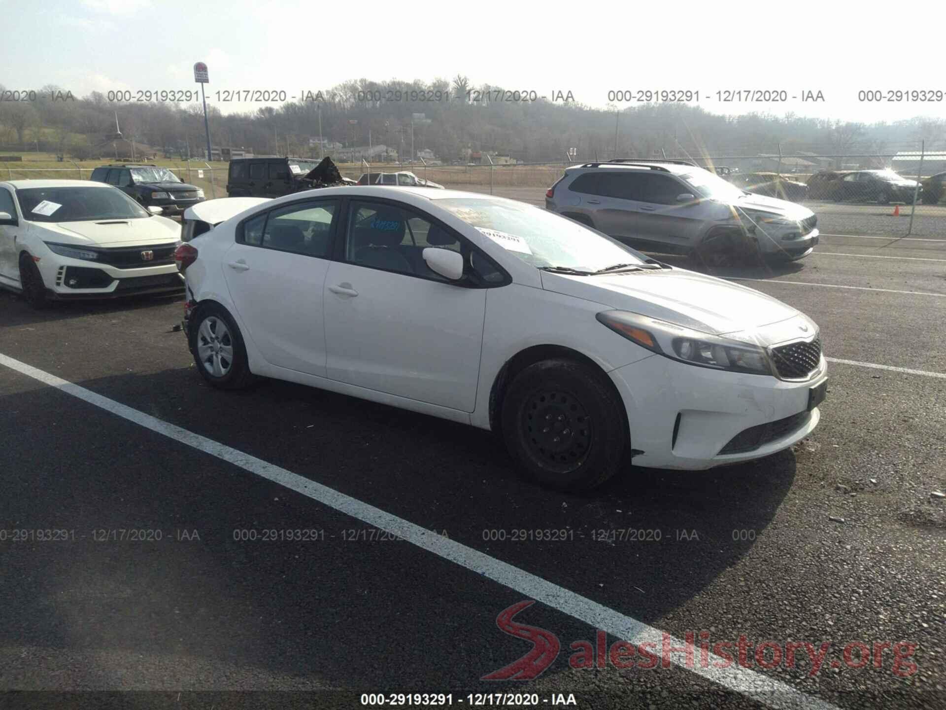 3KPFK4A79JE244813 2018 KIA FORTE