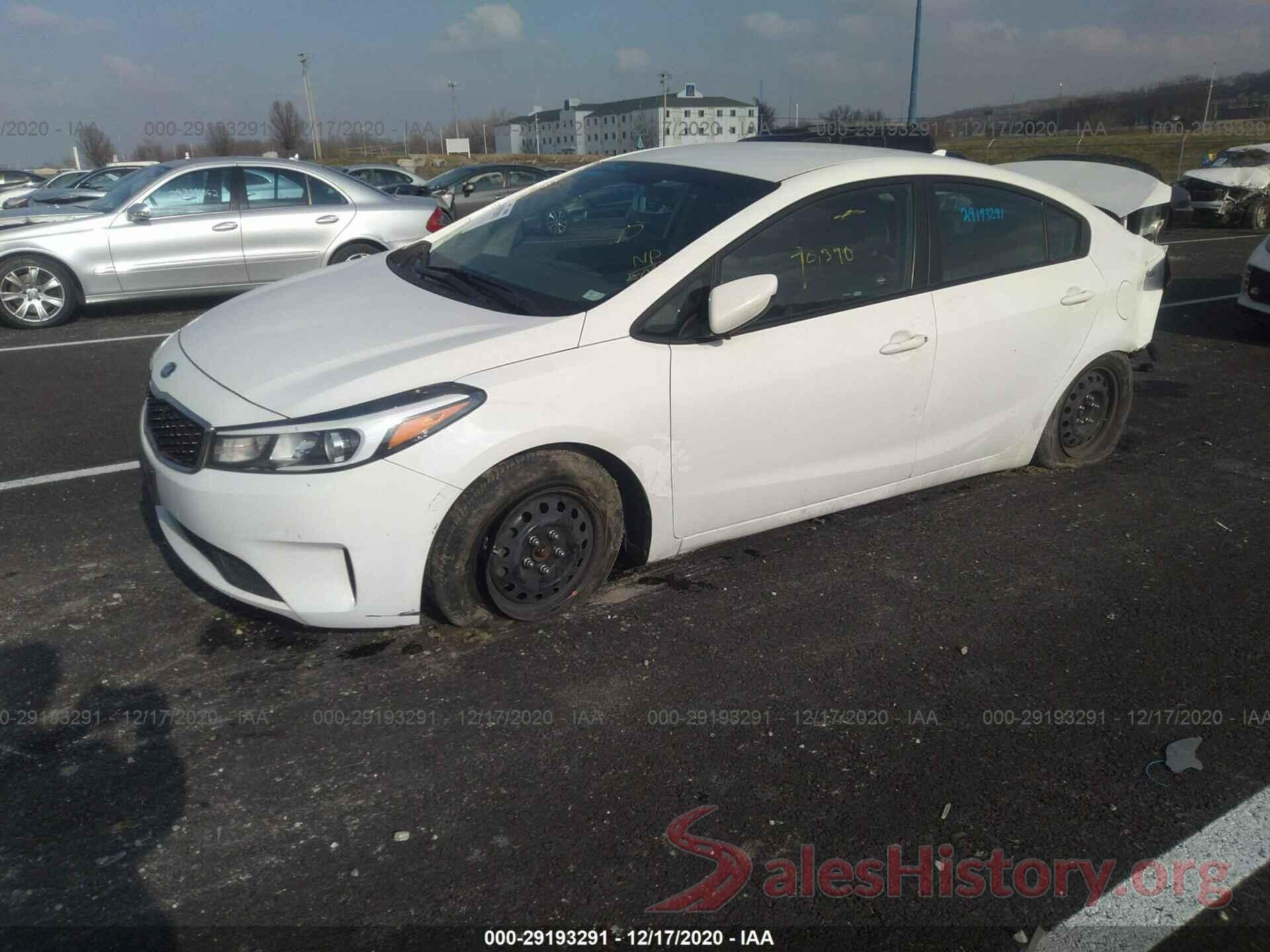 3KPFK4A79JE244813 2018 KIA FORTE