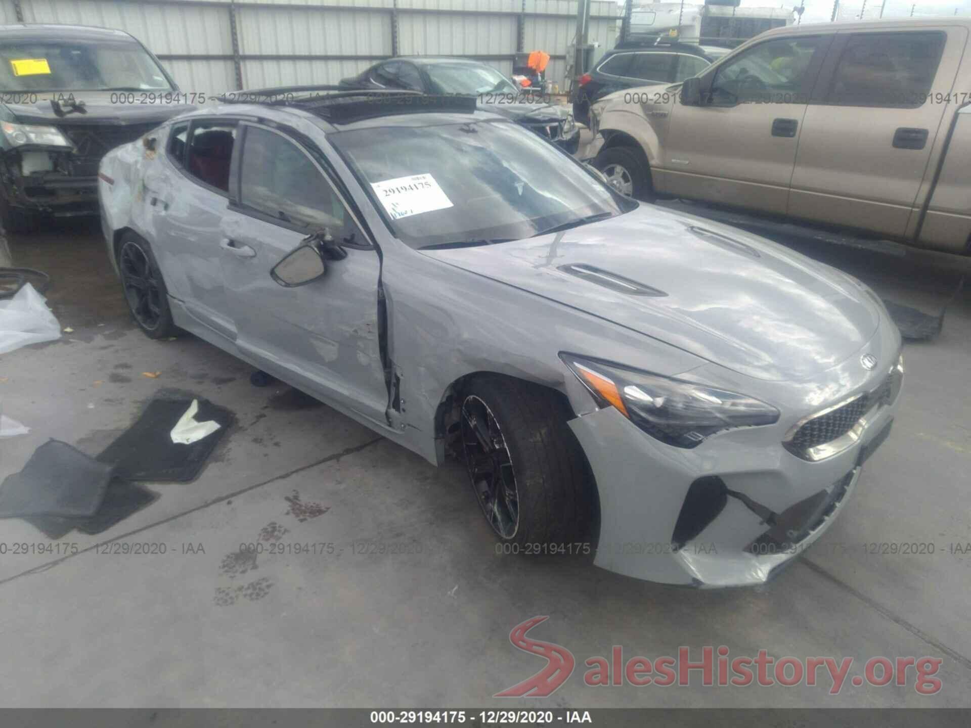 KNAE45LC2K6045340 2019 KIA STINGER