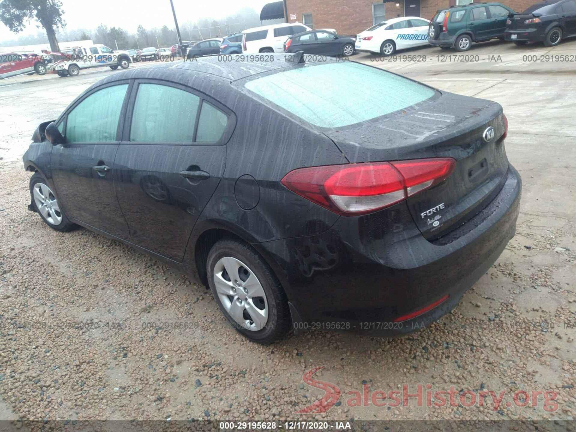 3KPFK4A72JE195549 2018 KIA FORTE