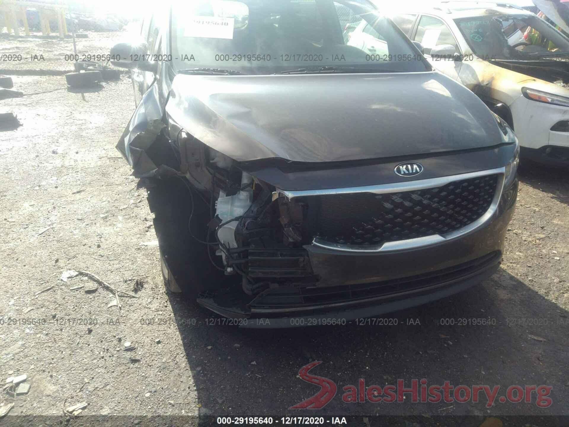 KNDMB5C13H6228709 2017 KIA SEDONA