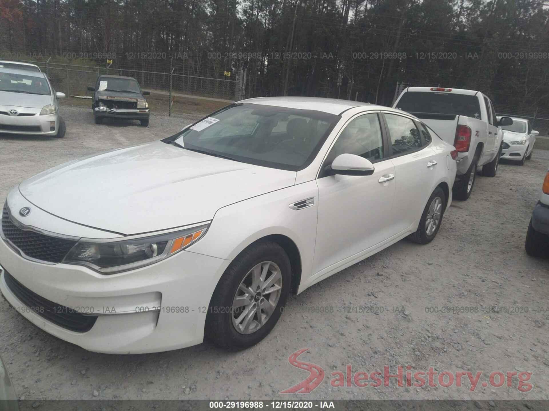 KNAGT4L31G5118717 2016 KIA OPTIMA