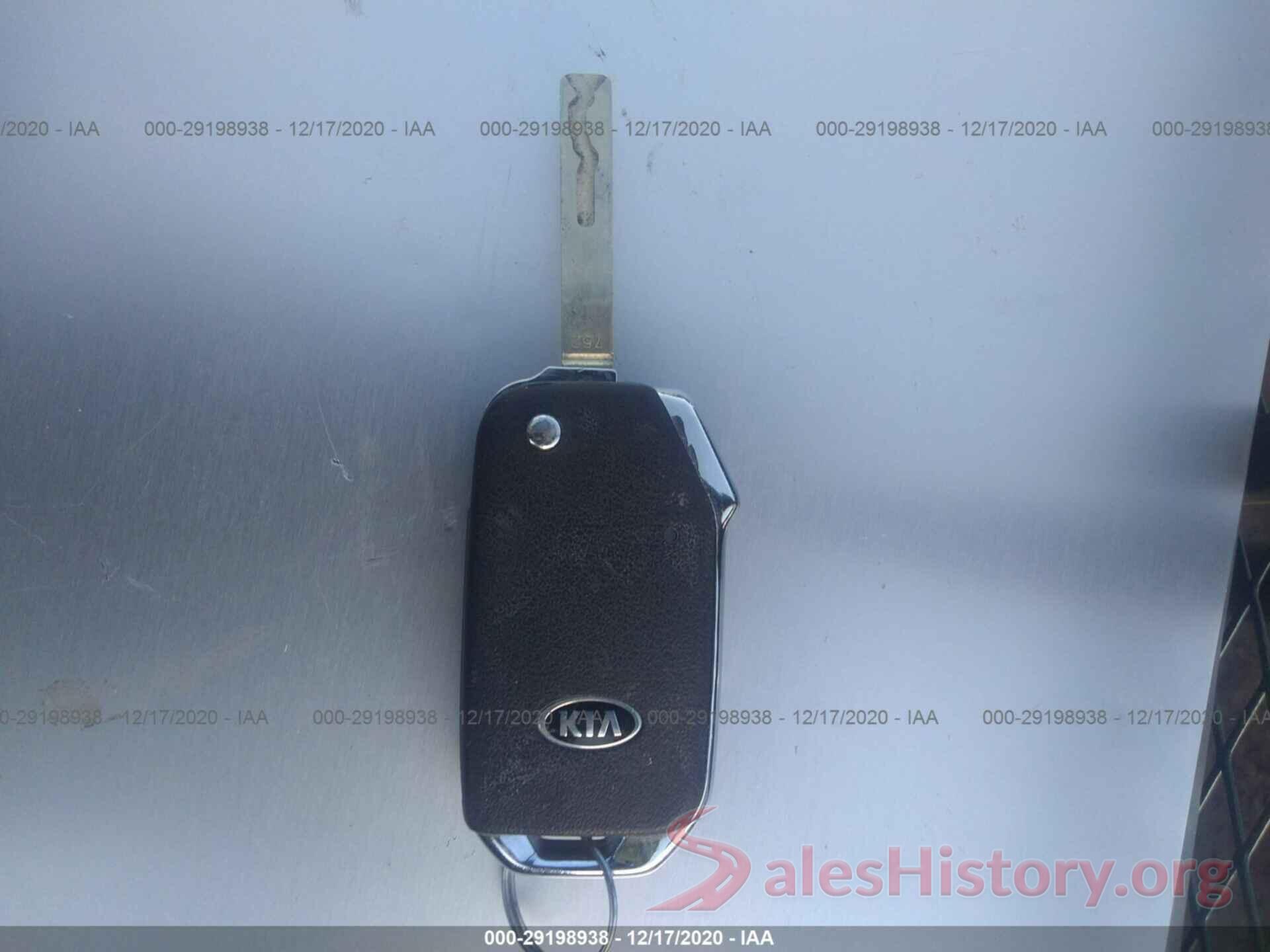 3KPF24AD8KE073673 2019 KIA FORTE